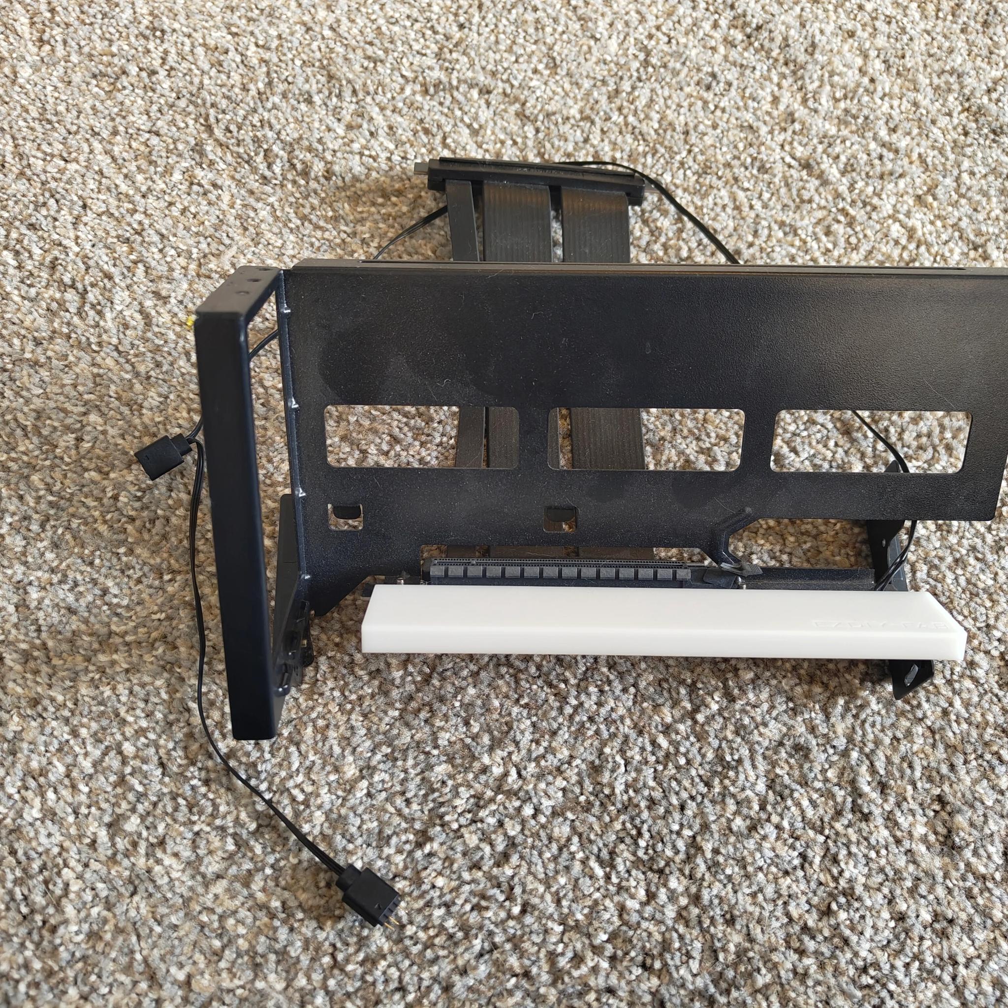 RGB Vertical GPU Mount