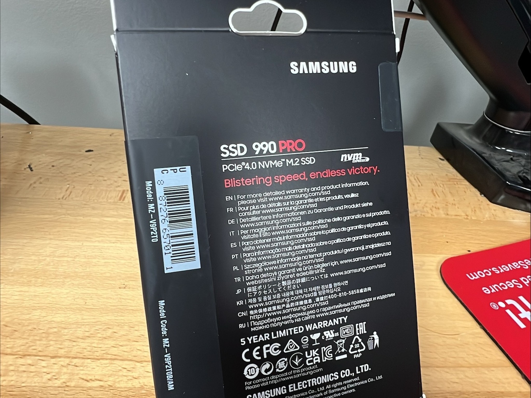 Samsung 990 PRO SSD 2TB NVMe M.2 PCIe Gen4, M.2 2280 Internal Solid State Hard Drive, Seq 7.450 MB/s