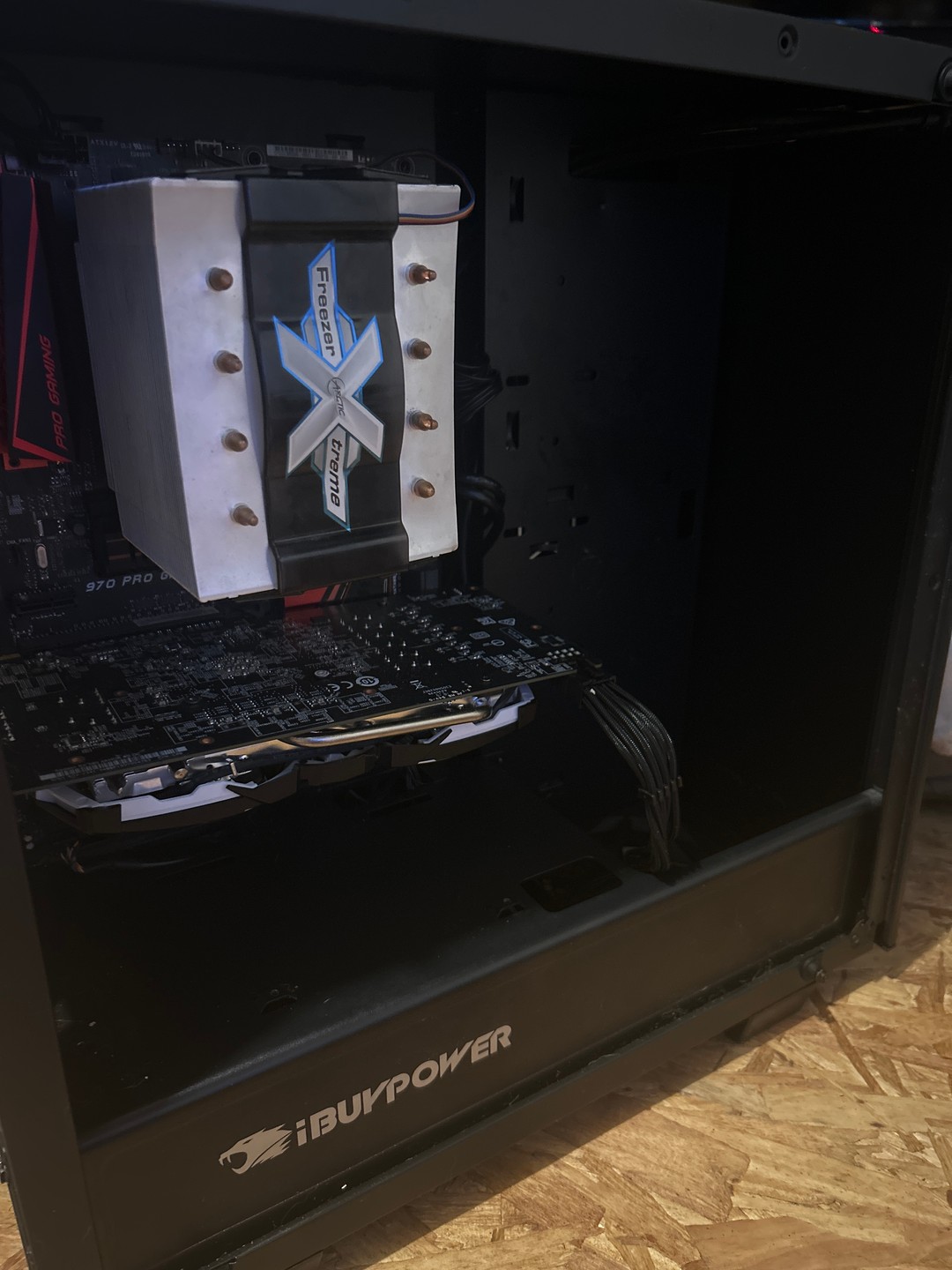 Budget 1080p rig (6 core cpu, RX 580) | Jawa