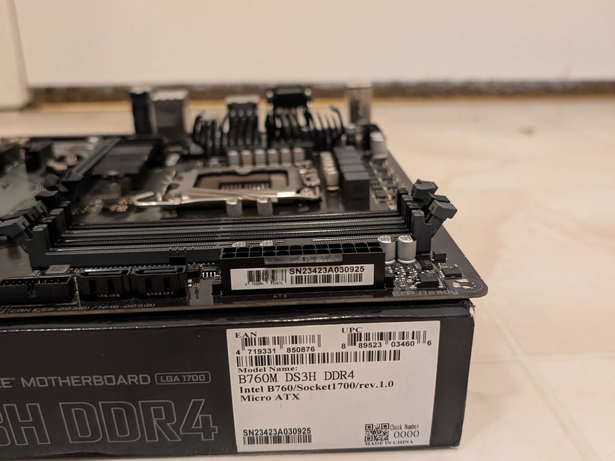 GIGABYTE B760M DS3H DDR4 (LGA 1700/ Intel/ B760/ M-ATX/ DDR4/ Dual M.2/ PCIe 4.0)