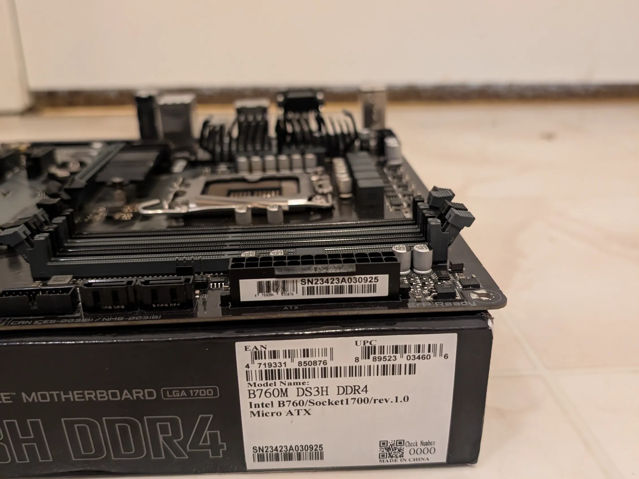 GIGABYTE B760M DS3H DDR4 (LGA 1700/ Intel/ B760/ M-ATX/ DDR4/ Dual M.2/ PCIe 4.0)