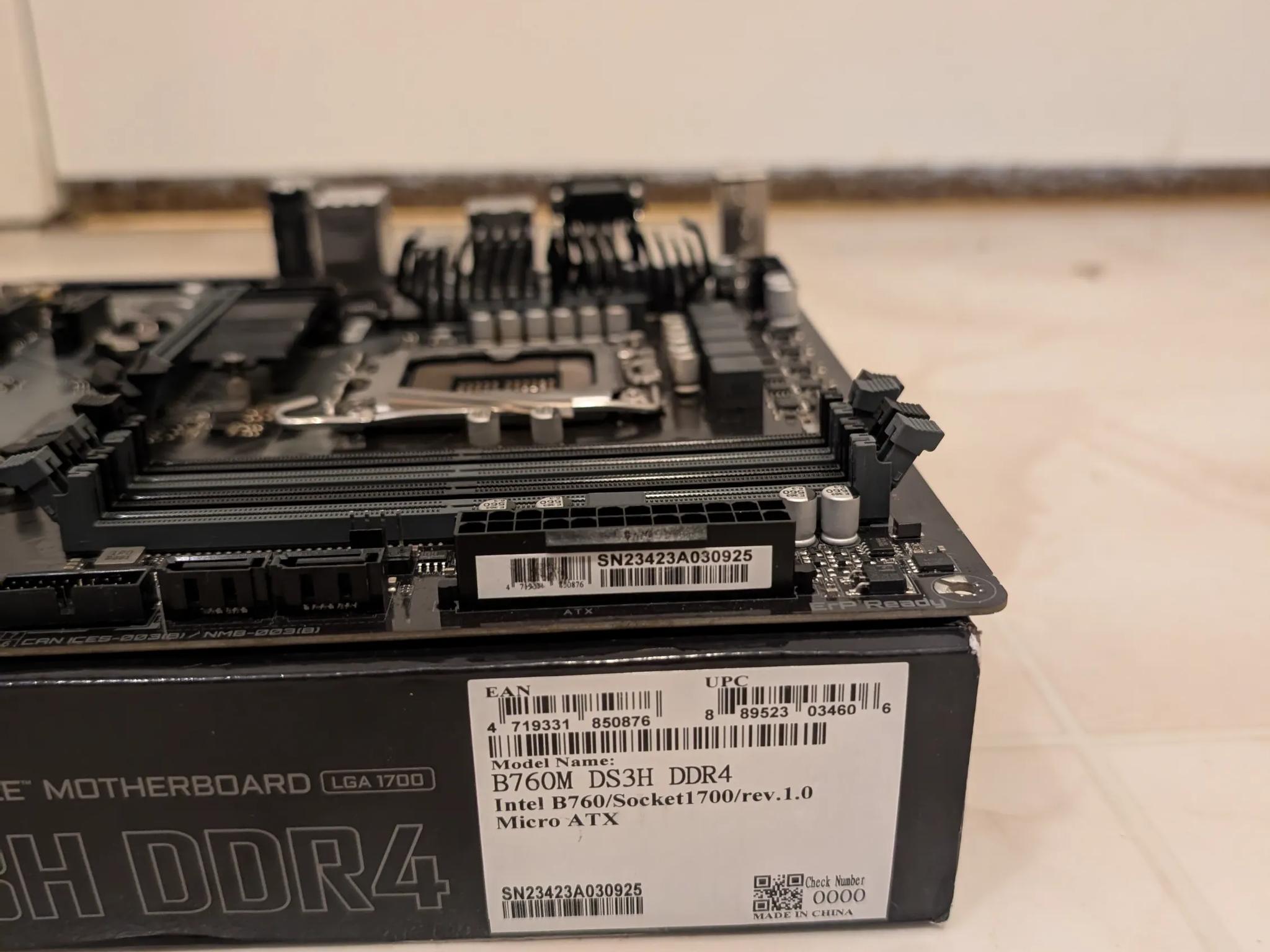 GIGABYTE B760M DS3H DDR4 (LGA 1700/ Intel/ B760/ M-ATX/ DDR4/ Dual M.2/ PCIe 4.0)