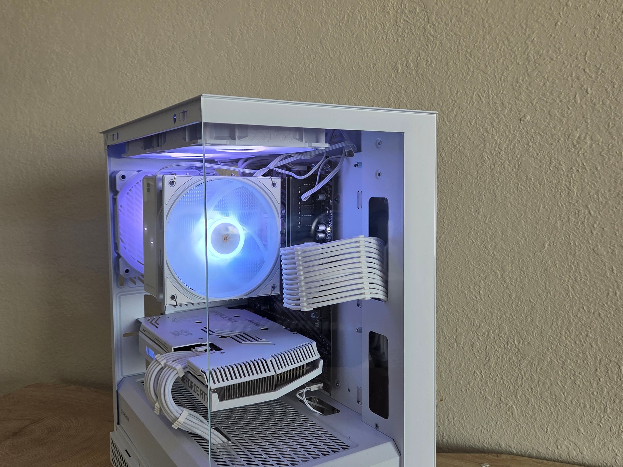 ❄️ FROSTBOUND ARCTIC PHANTOM ❄️