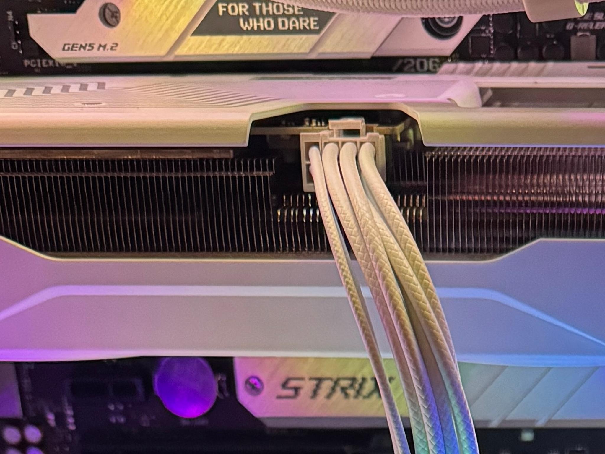 ⚪️XFX RX 9060 XT 8GB White
