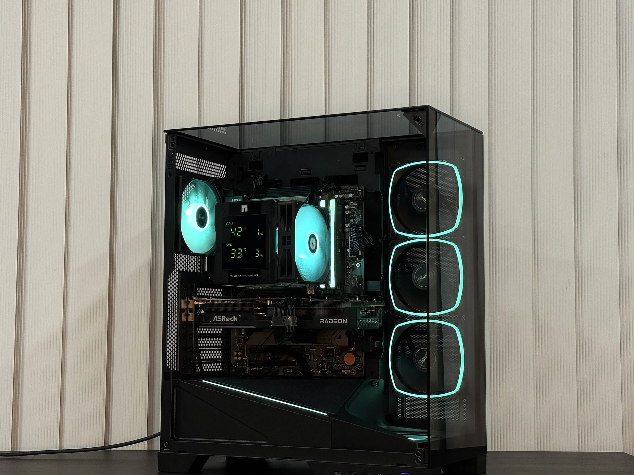 Gaming PC - RX 9070 | Ryzen 7 - 7700x | 32 GB DDR5 | 2 TB SSD | 750w Gold PSU