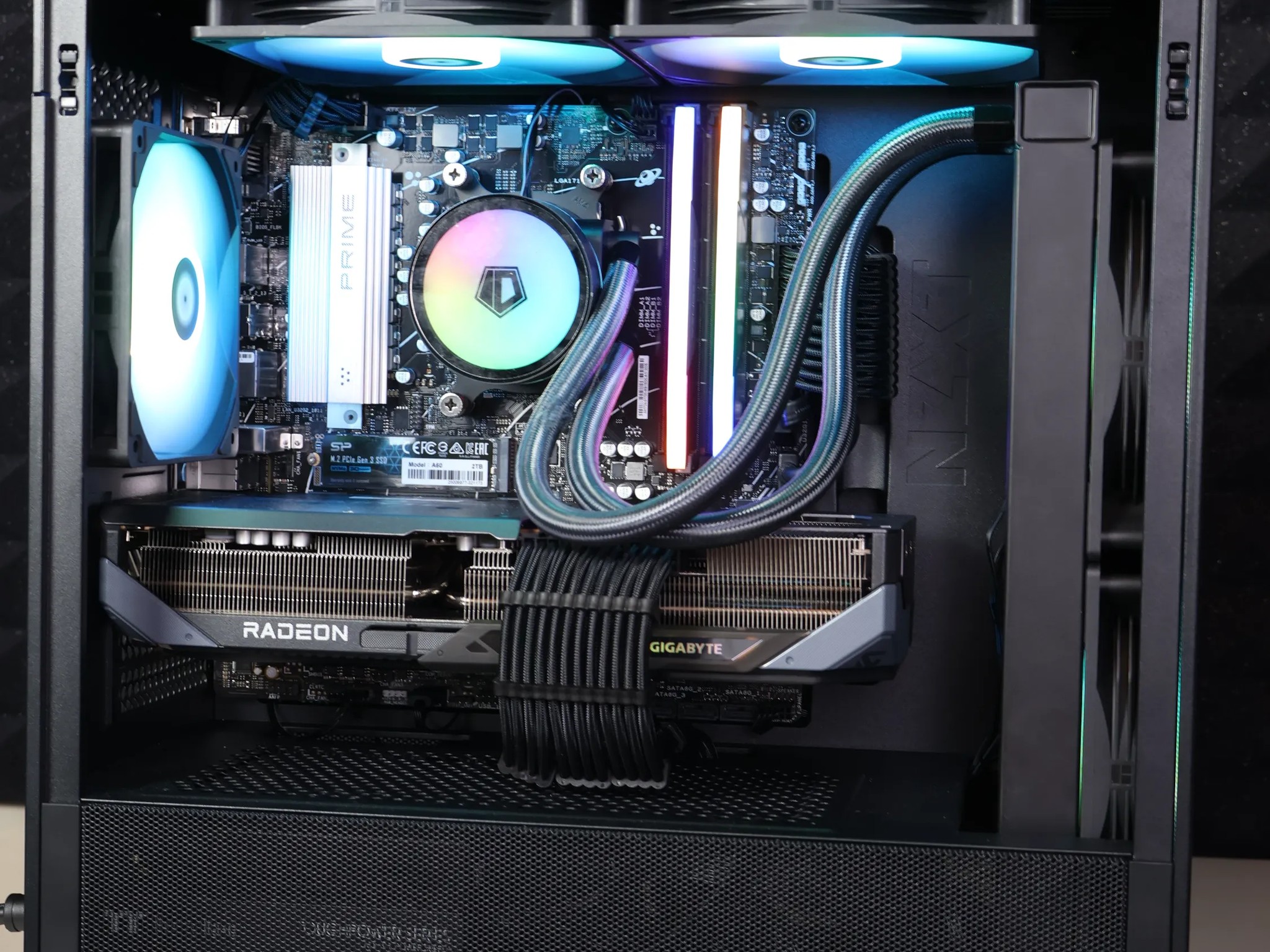 ⚫ Ryzen 7 7700X/RX 9070XT 16GB Gaming/Streaming PC ⚫
