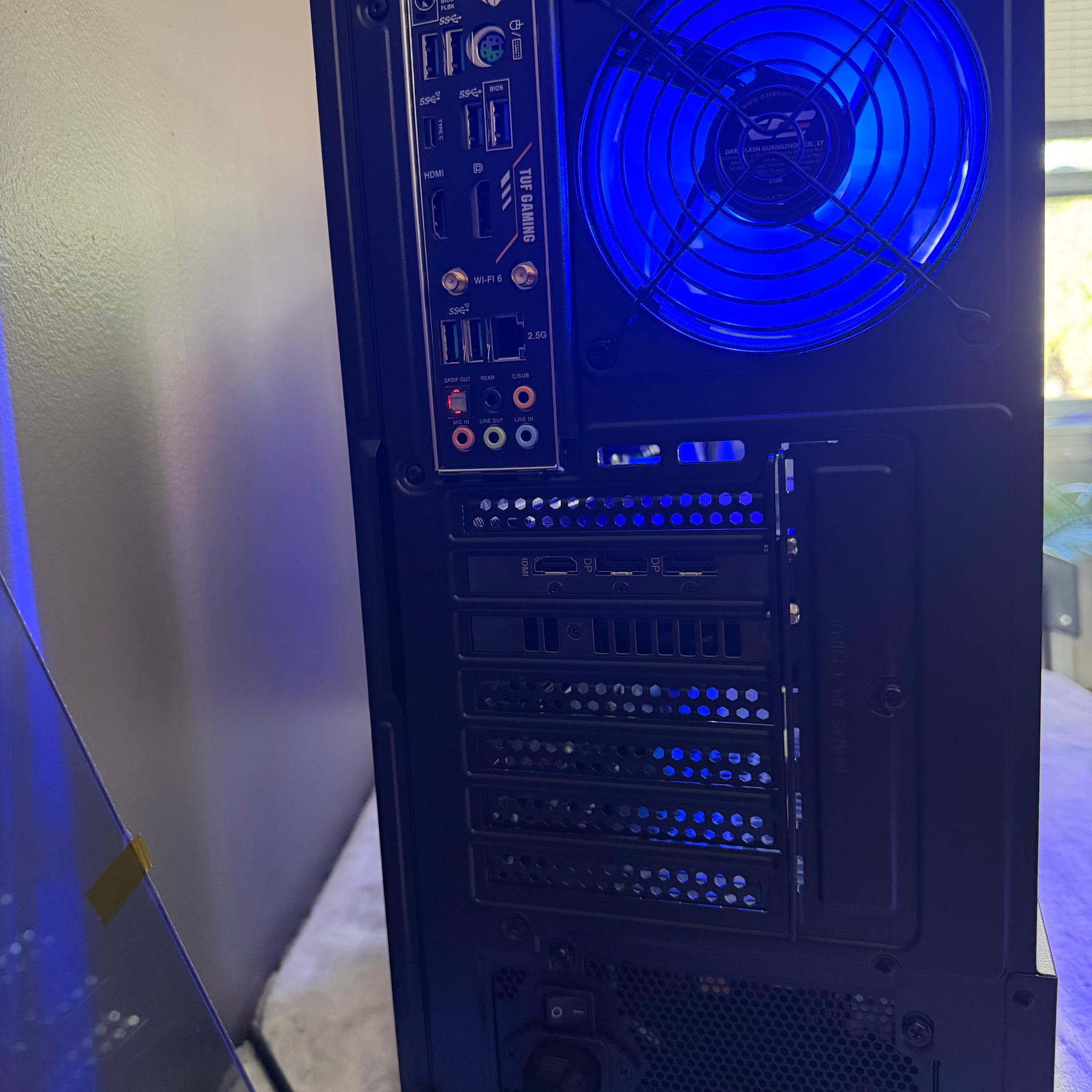 Ryzen 7 5700x, rx 9060 xt 8gb, 1tb nvme storage, 32gb ddr4 ram