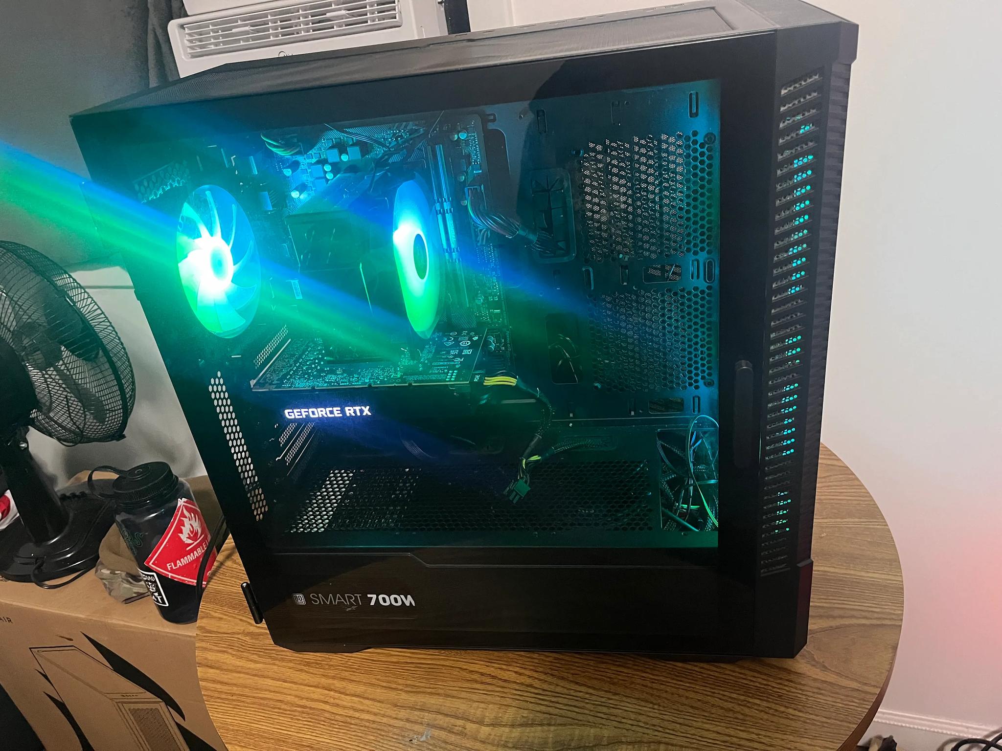 MID RANGE GAMING PC