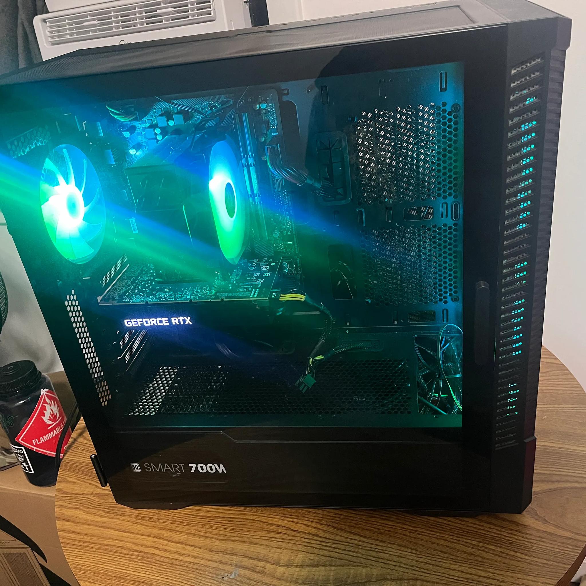 MID RANGE GAMING PC