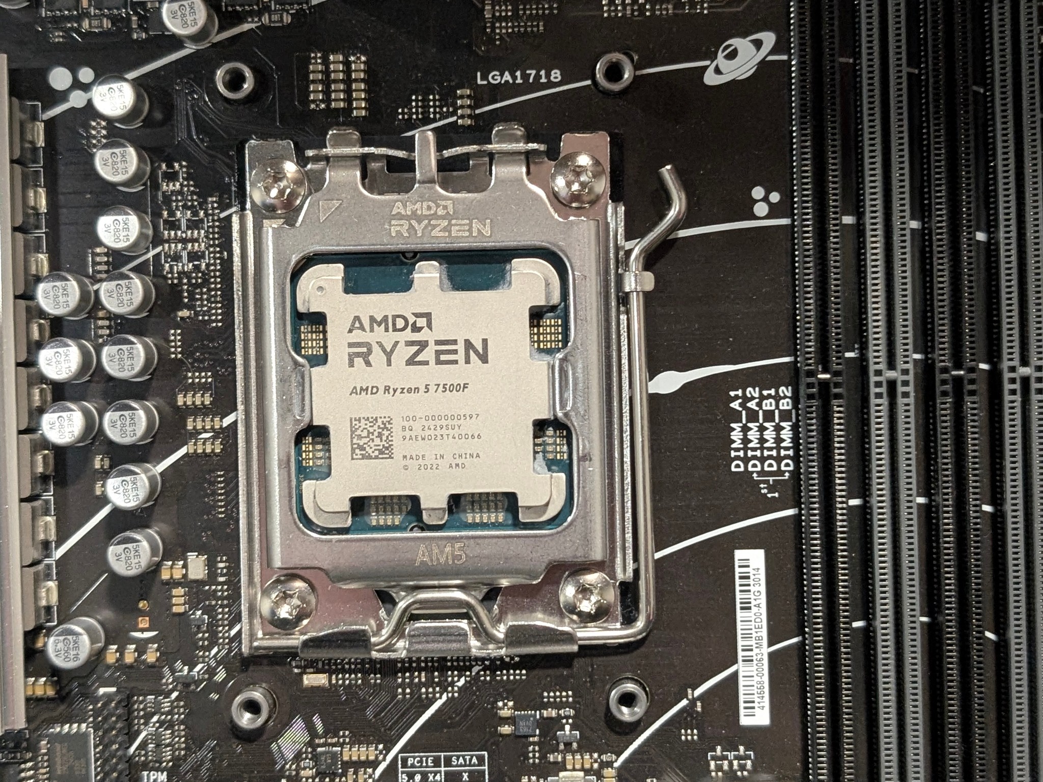 AMD Ryzen 5 7500F + ASUS PRIME B650M-A AX II