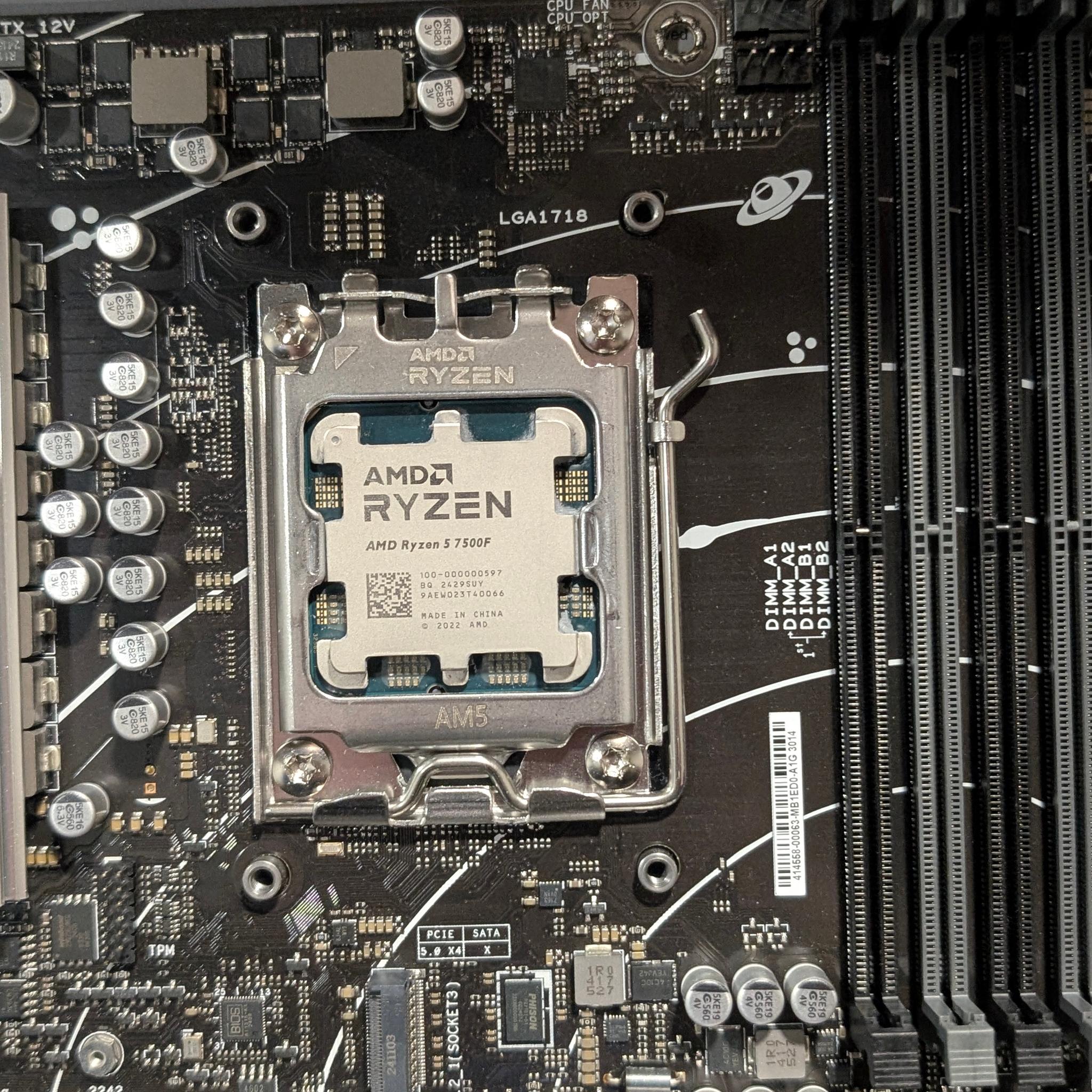 AMD Ryzen 5 7500F + ASUS PRIME B650M-A AX II