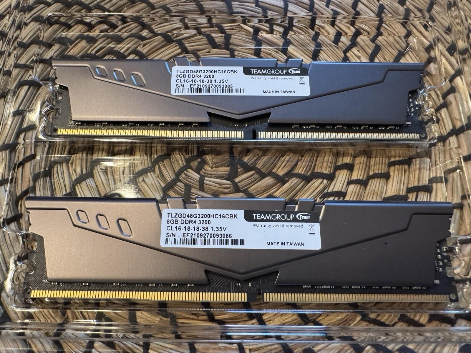 TeamGroup T-Force Vulcan Z 16GB (8GB x 2) DDR4-3200 PC4-25600 Ram