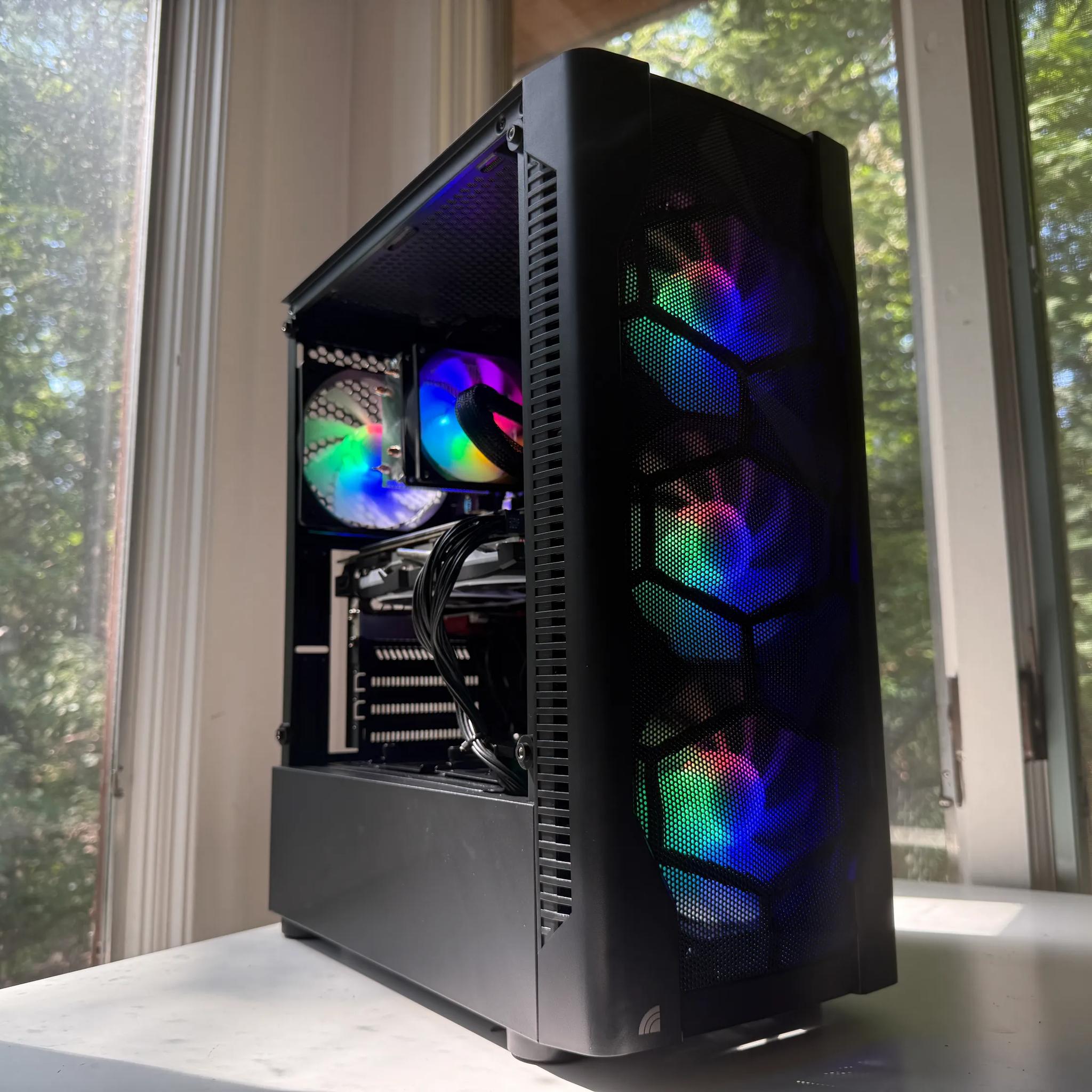 RX 580 / Intel I5 | WIFI | 16GB Ram | 1TB HDD + SSD | Windows 11 Activated
