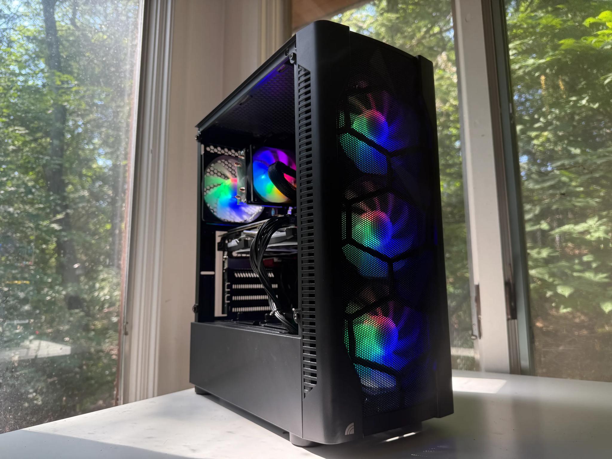 RX 580 / Intel I5 | WIFI | 16GB Ram | 1TB HDD + SSD | Windows 11 Activated
