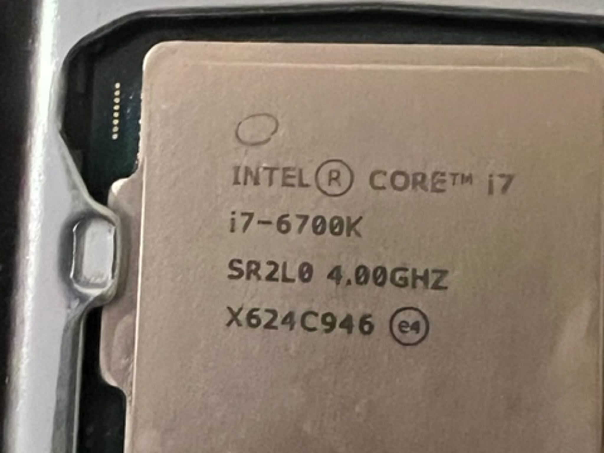 Intel  i7 6700K 4.00 GHz Unlocked Quad Core Sky Lake Desktop Processor, Socket LGA 1151
