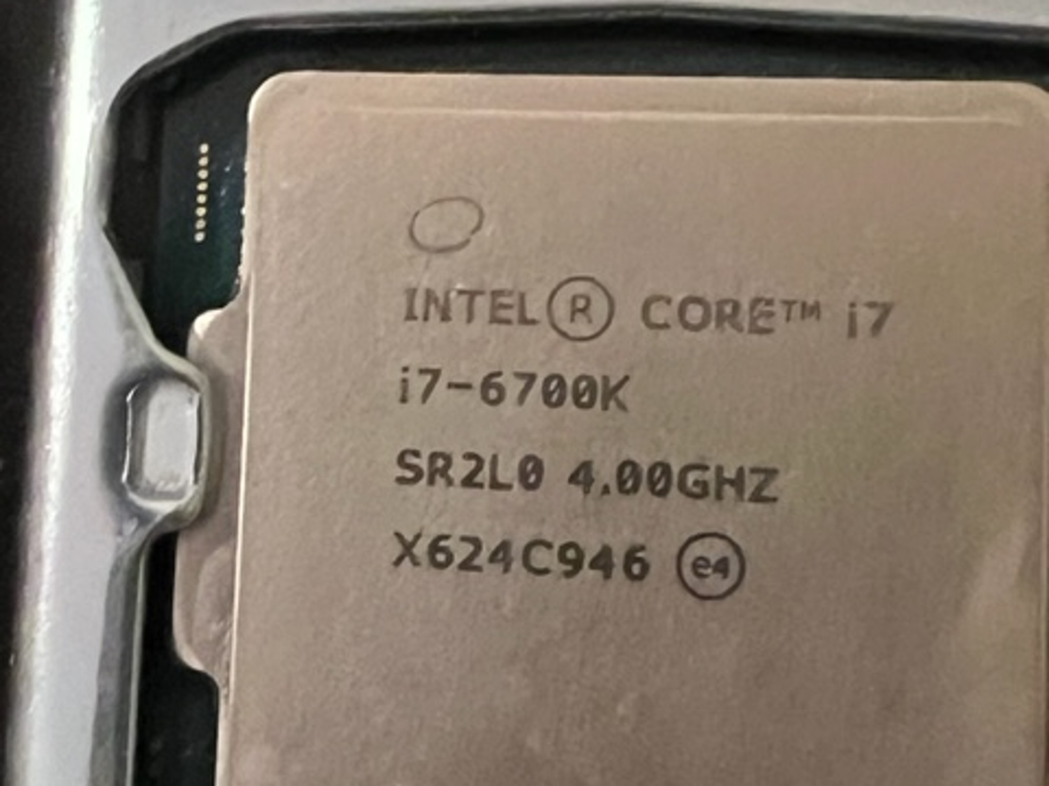 Intel  i7 6700K 4.00 GHz Unlocked Quad Core Sky Lake Desktop Processor, Socket LGA 1151
