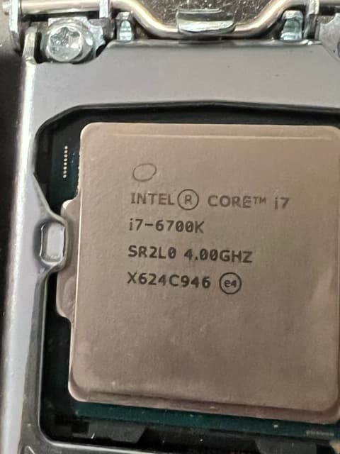 Intel  i7 6700K 4.00 GHz Unlocked Quad Core Sky Lake Desktop Processor, Socket LGA 1151