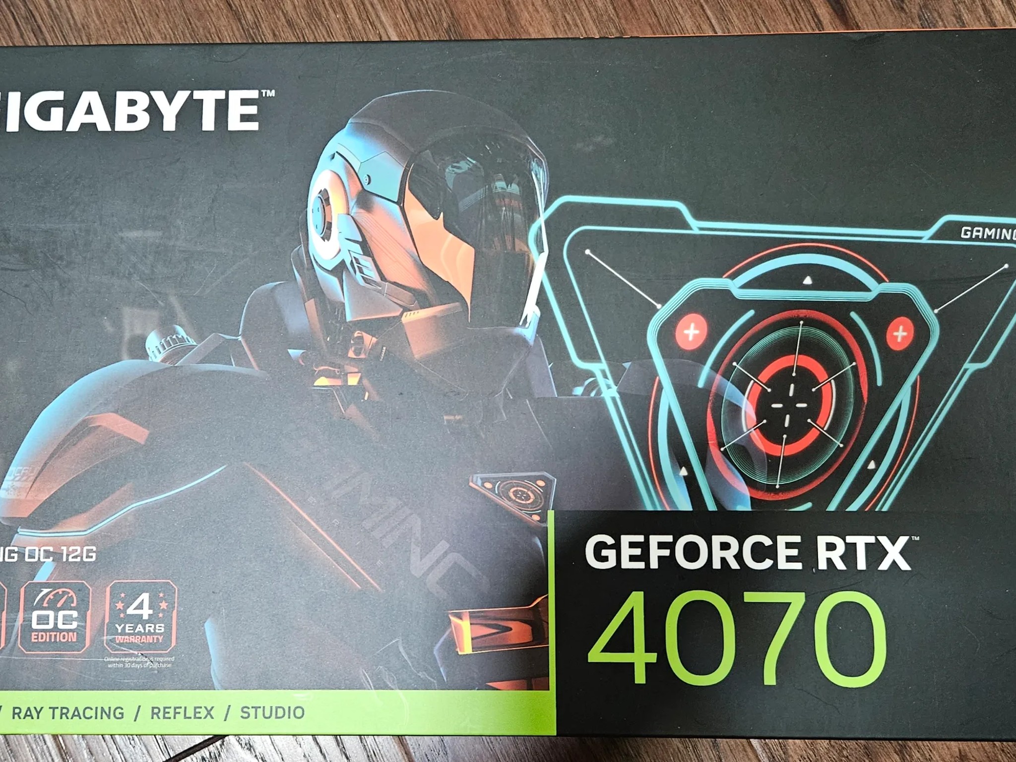 Gigabyte GAMING OC GeForce RTX 4070 12 GB (3 fans + dual bios)