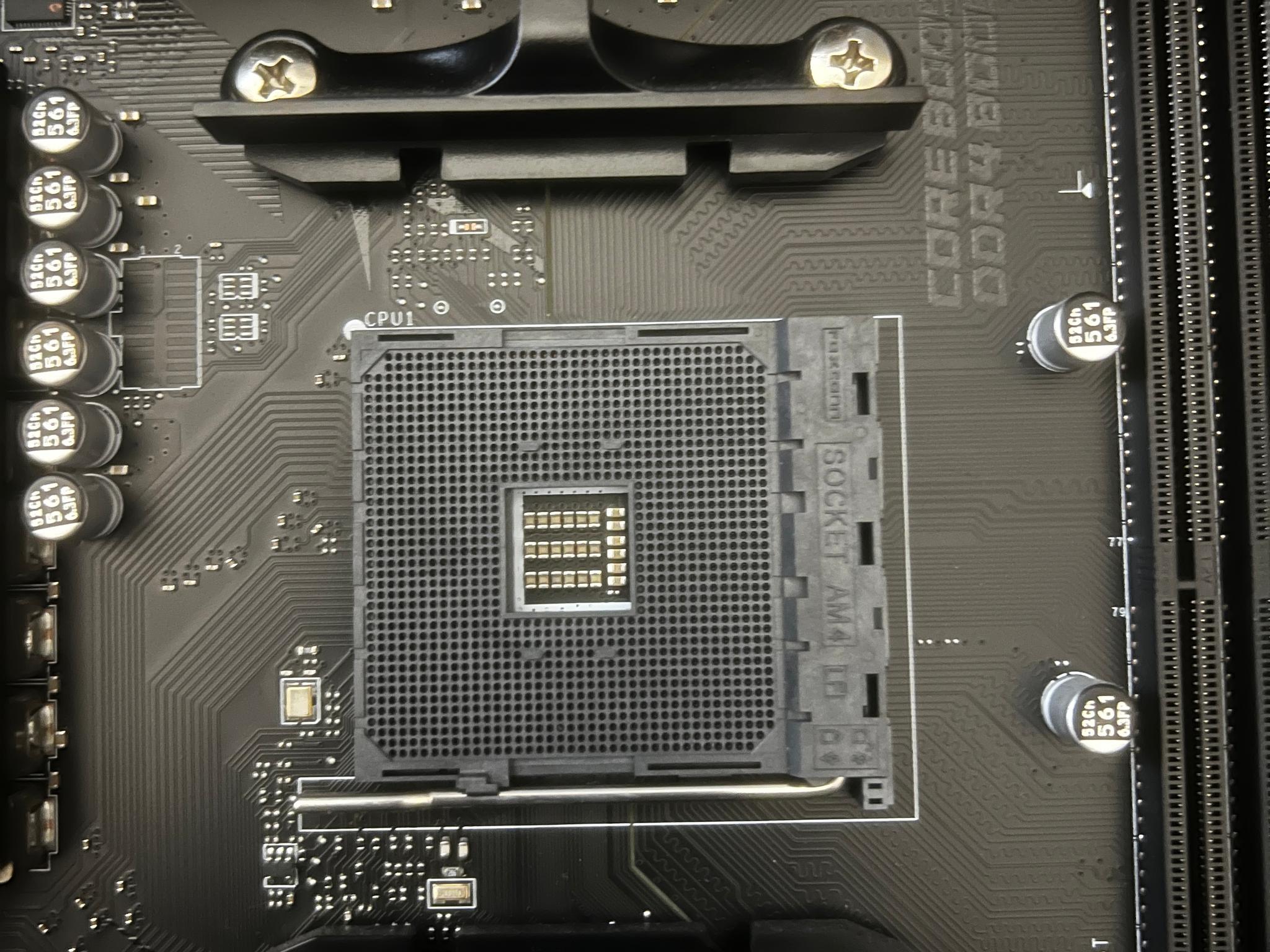 MSI MPG B550 GAMING PLUS - Image 2