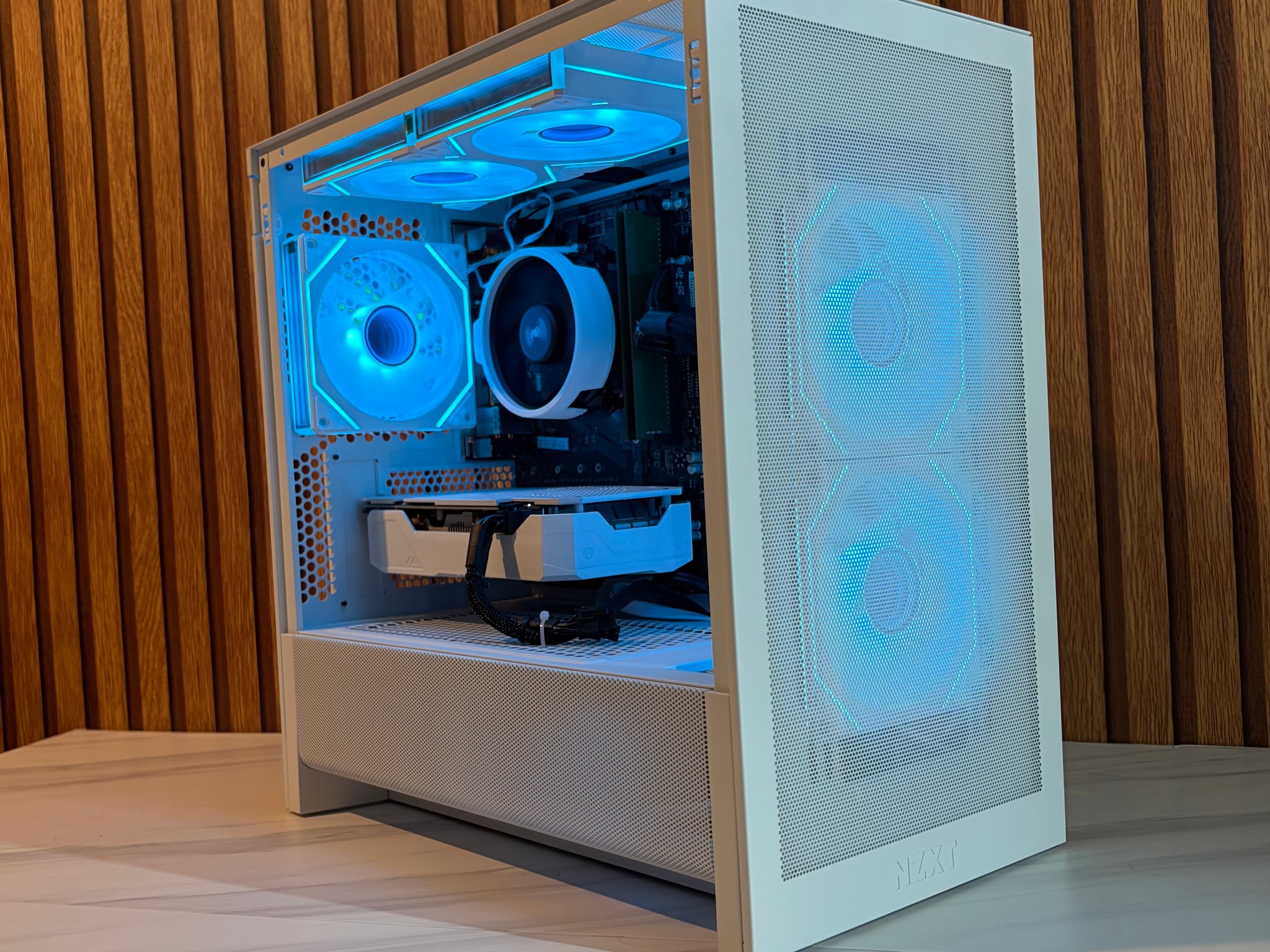 GTX 1660 SUPER | Ryzen 5 2600X | 16GB DDR4 | 500GB SSD | WINDOWS 11 PRO