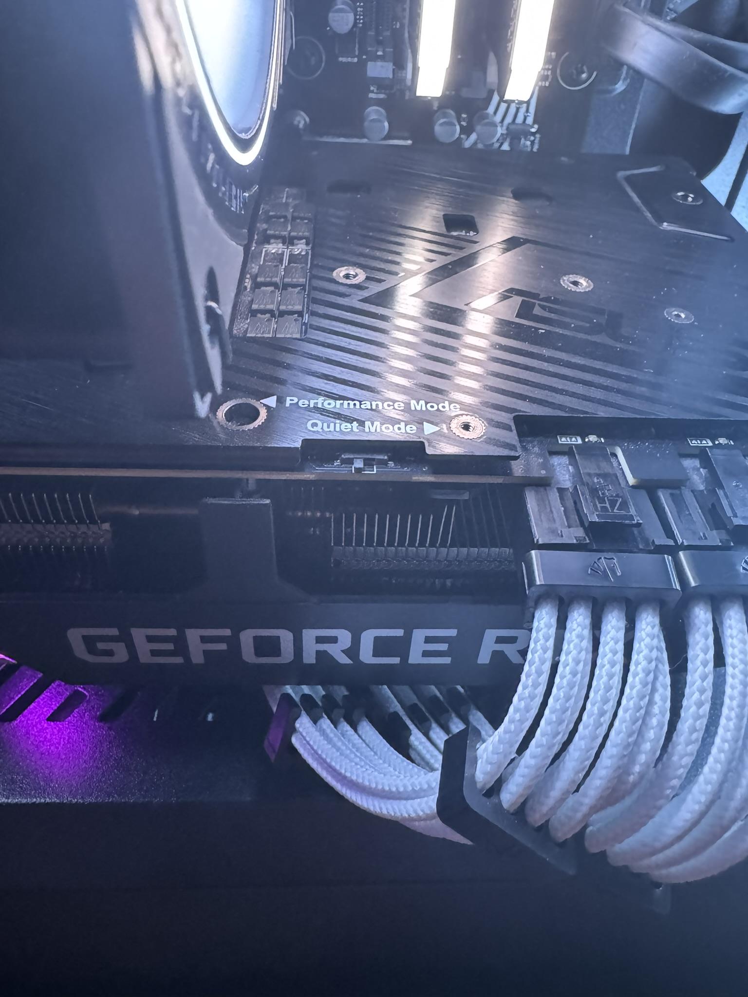 1440p Gaming Beast | RTX 3070 | Ryzen 7 3700X | 32GB DDR4 | WIFI