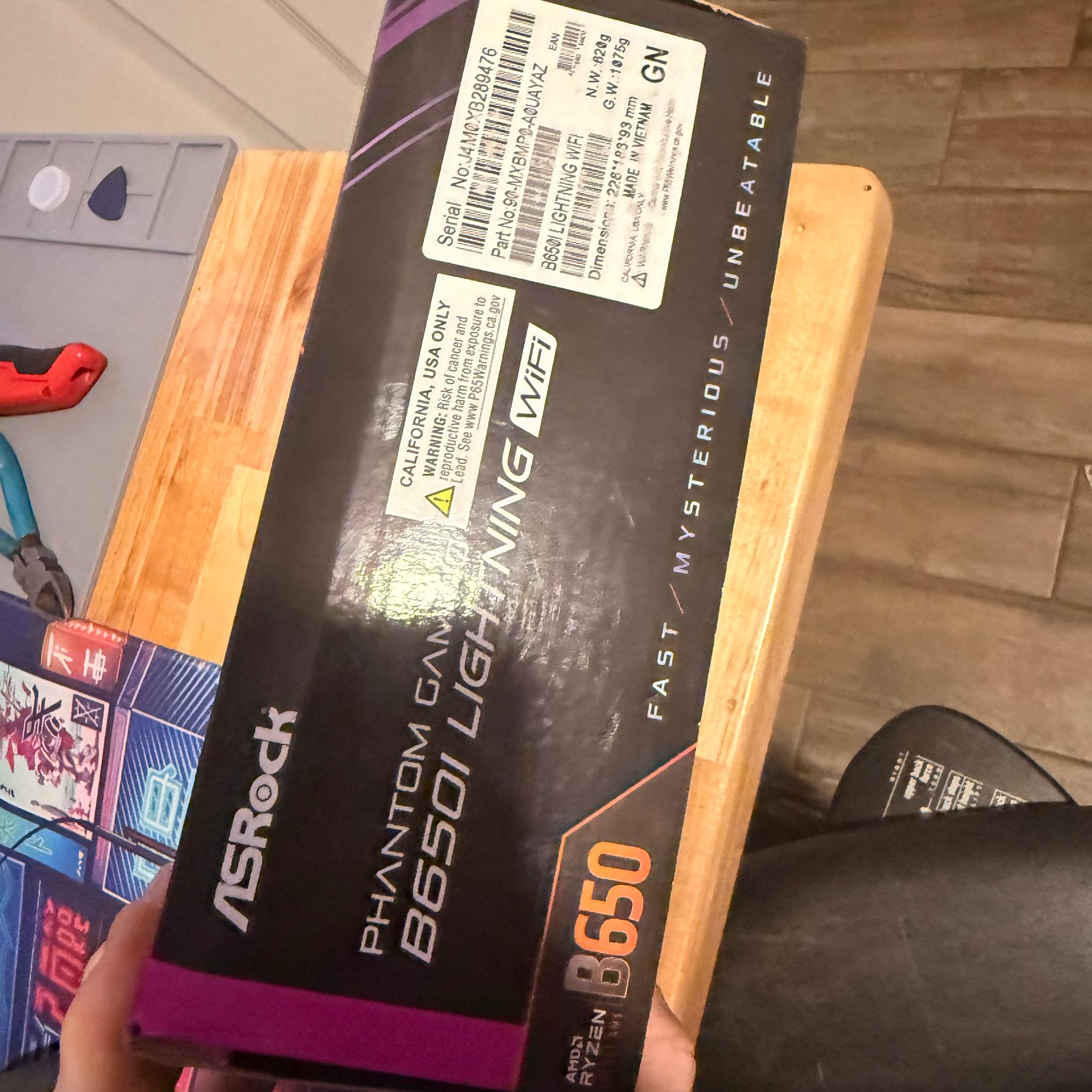 ASRock B650 PG Lightning WiFi