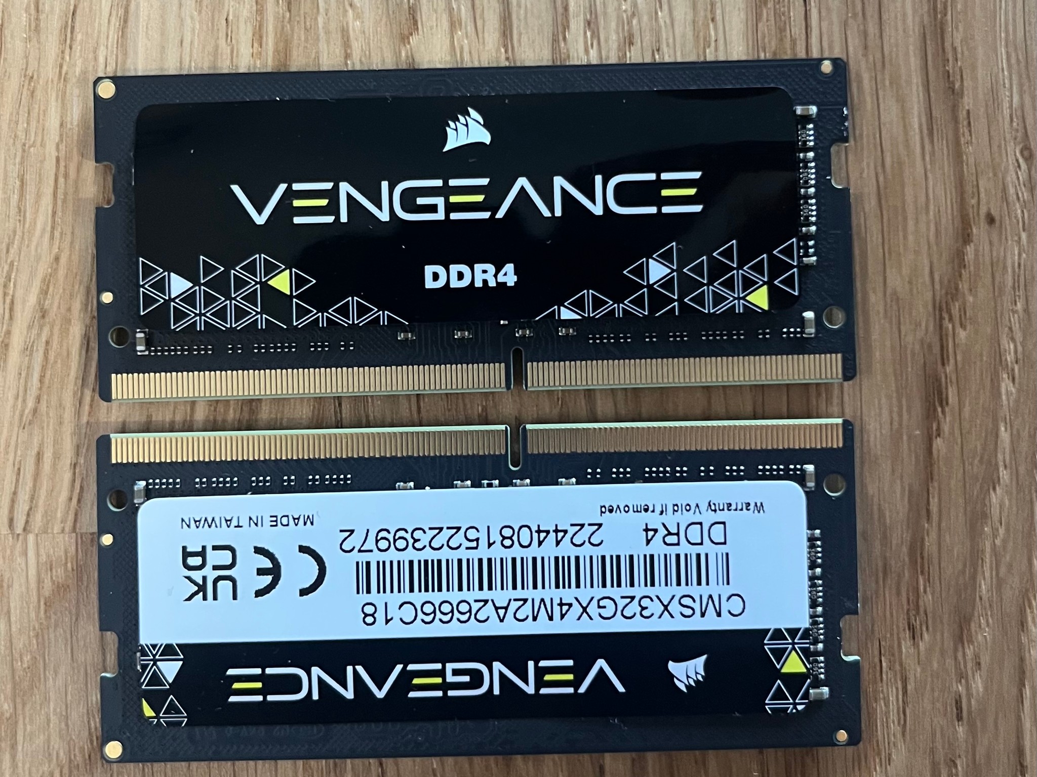 32gb (2x16) DDR4 SODIMM 2666MHz CL18 Corsair Vengeance