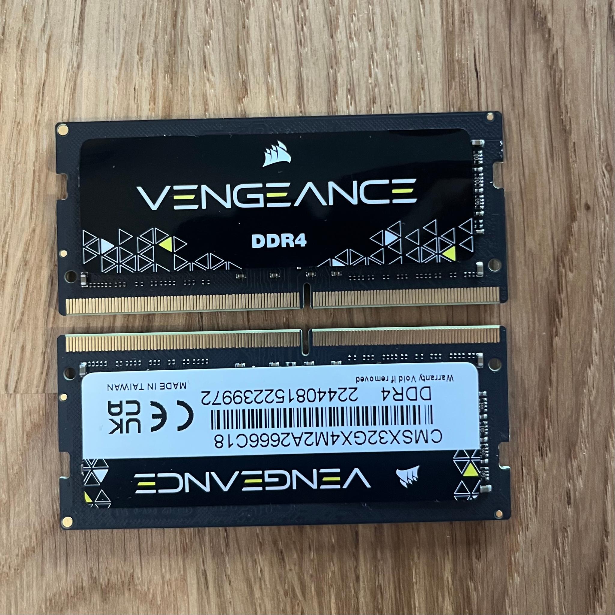 32gb (2x16) DDR4 SODIMM 2666MHz CL18 Corsair Vengeance