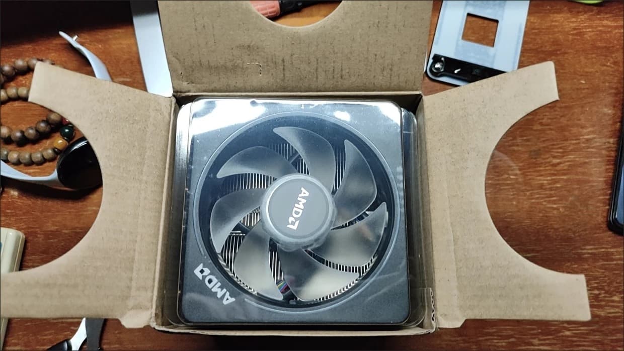 AMD Wraith Prism RGB Cooler