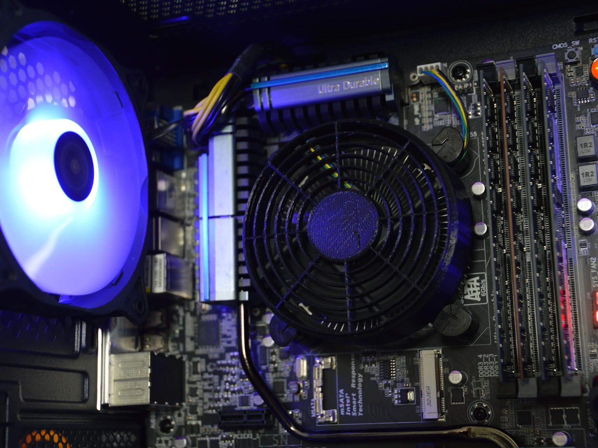 ⚫️🟣| Charcoal Violet | GTX 770 | INTEL i7-3770 | 16GB DDR3 RAM | 512GB SSD |
