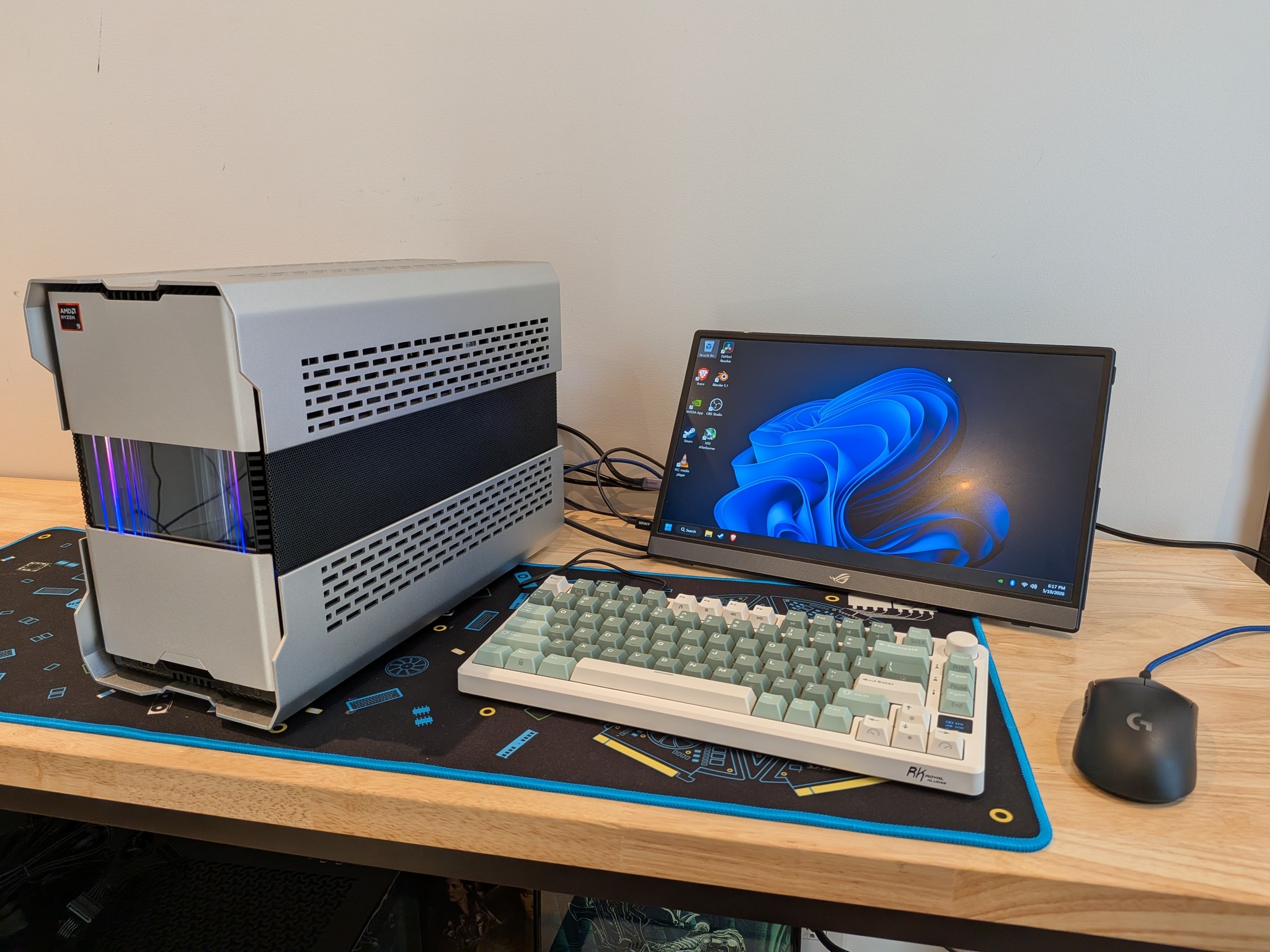 4K Workhorse - RTX 5070 Ti, Ryzen 9 9900X, 64 GB DDR5 RAM, 2 TB Gen 4 NVME, Liquid Cooled, RGB