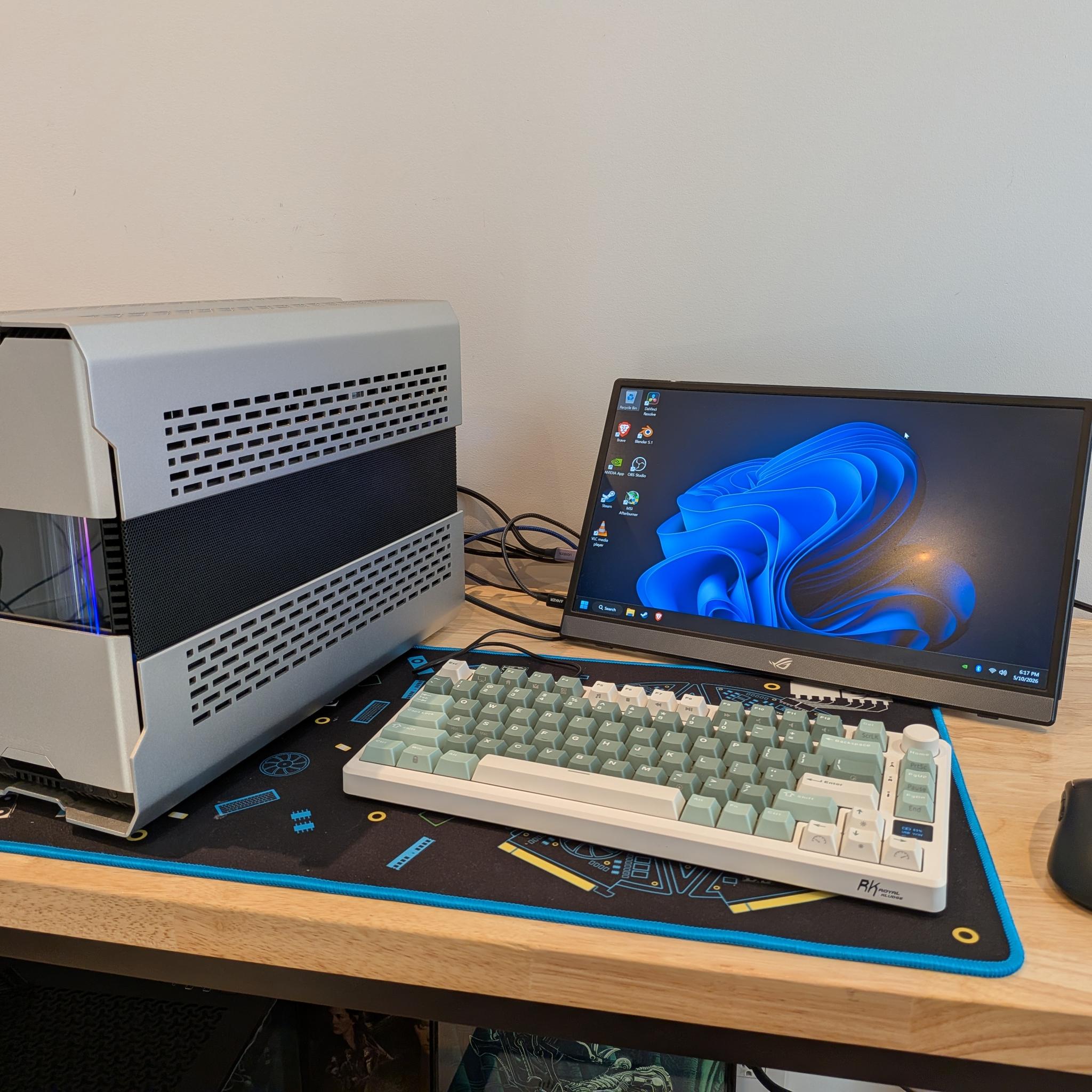 4K Workhorse - RTX 5070 Ti, Ryzen 9 9900X, 64 GB DDR5 RAM, 2 TB Gen 4 NVME, Liquid Cooled, RGB