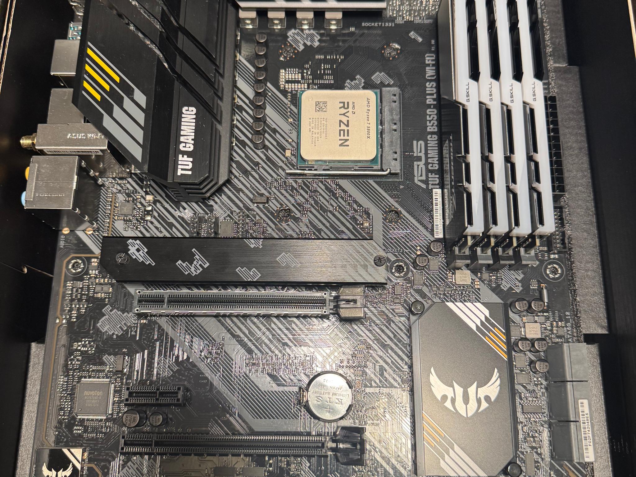 ASUS TUF GAMING B550-PLUS (WI-FI) - Image 2