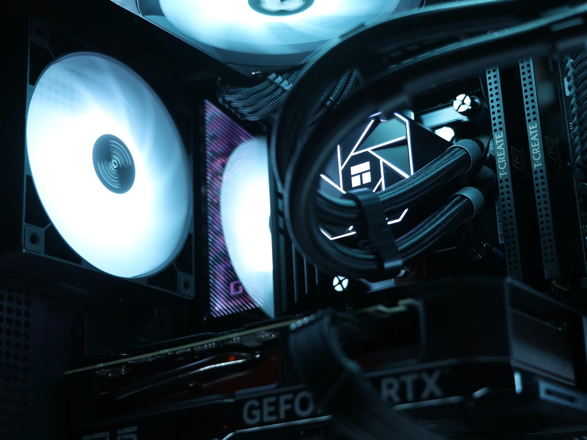 🎨 Creator 🎨 RTX 4070 Super / Intel Core i9-12900K / 2TB NVME / 32GB DDR5 RAM / 240 AIO / W11 Pro