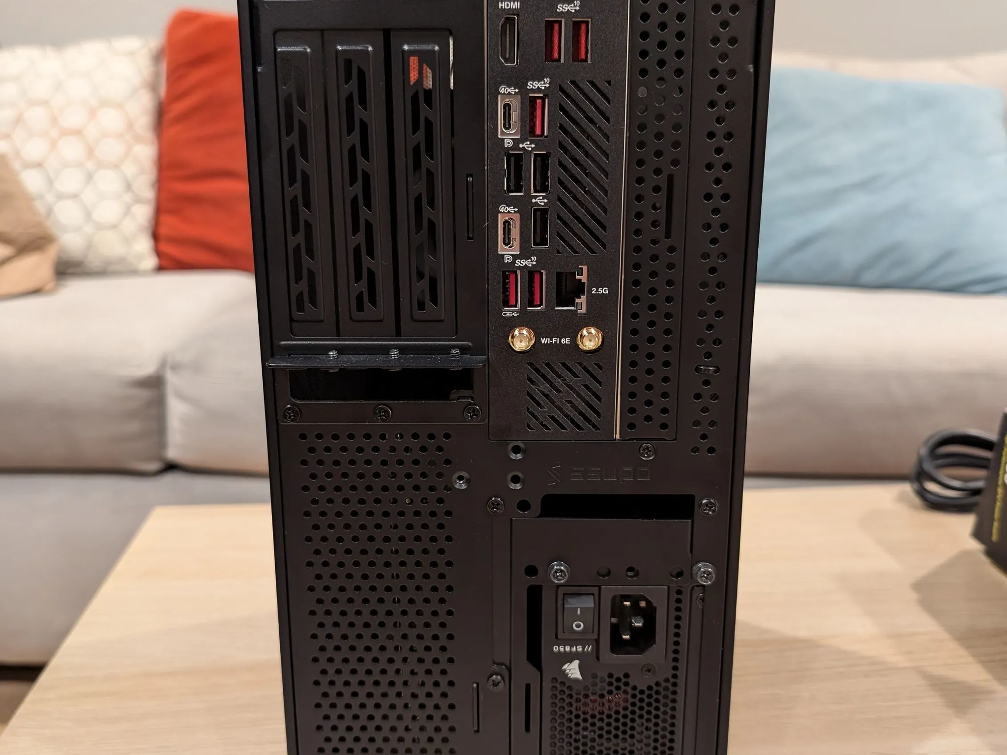 Mini-ITX SFF Ryzen 9 7950X, 64GB RAM 6000MHz , 850watt SFF PSU