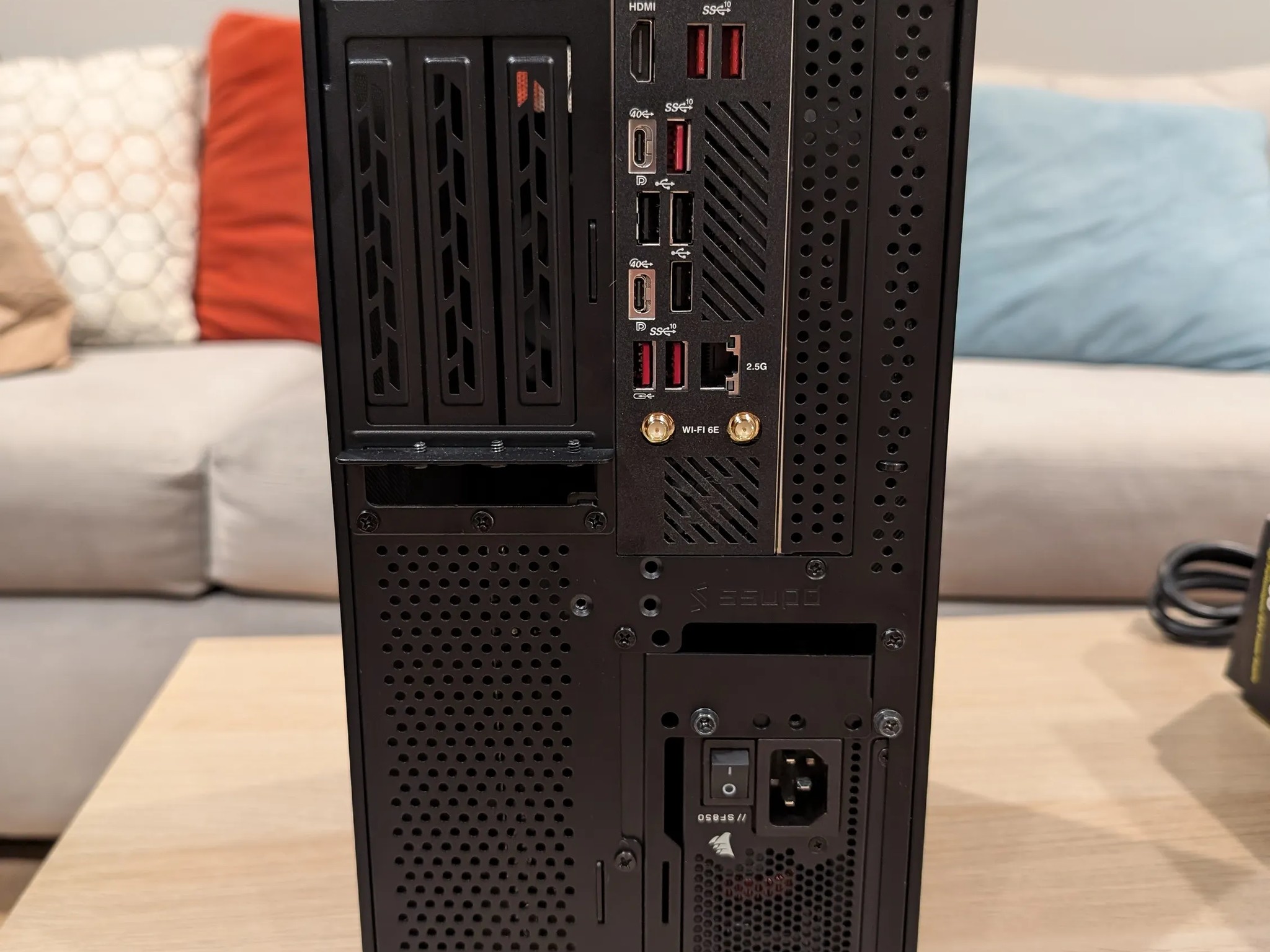 Mini-ITX SFF Ryzen 9 7950X, 64GB RAM 6000MHz , 850watt SFF PSU