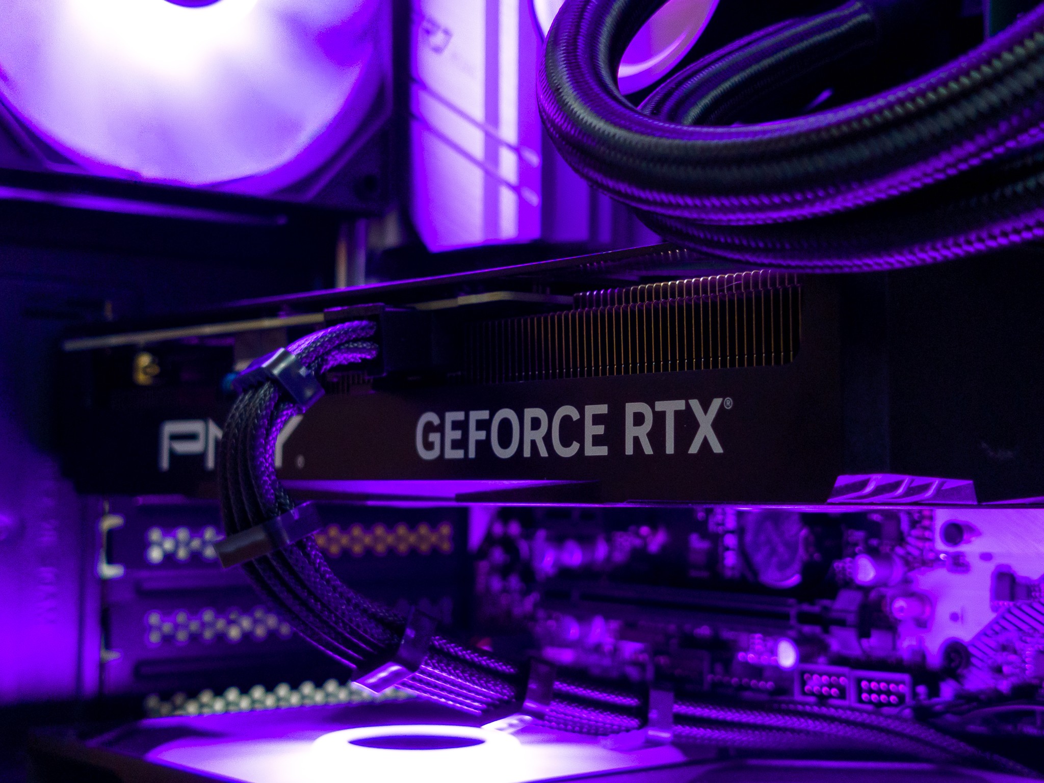 💜🖤 RTX 4070 / Ryzen 7 5800X / 32GB Gaming PC 💜🖤