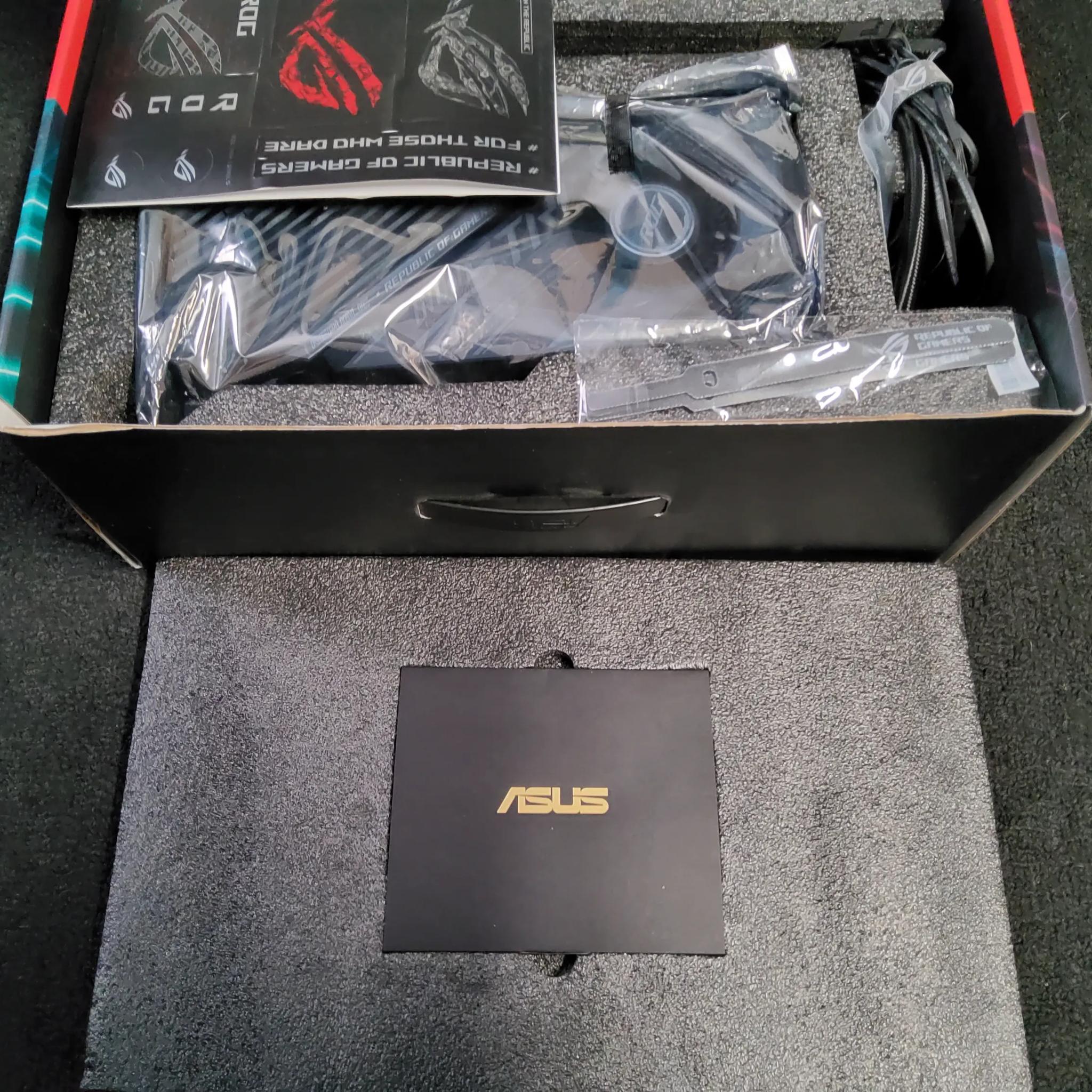 Graphics Card ROG STRIX RX 6900XT LC