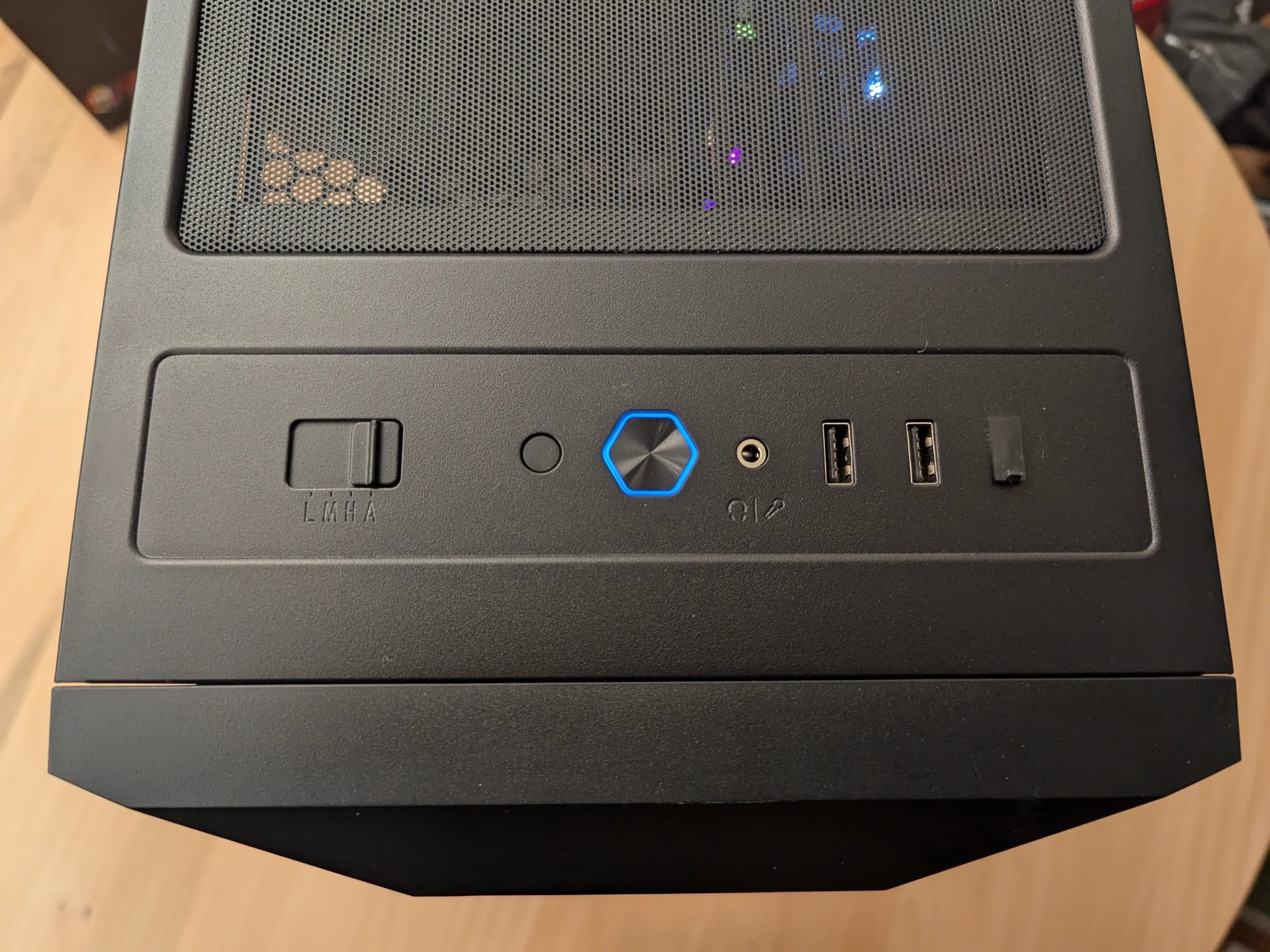 ⚡ Aether – Ryzen 9 3950X | AORUS 3060 Ti | 32GB 3600MHz RGB | 1TB NVMe | Liquid Cooled