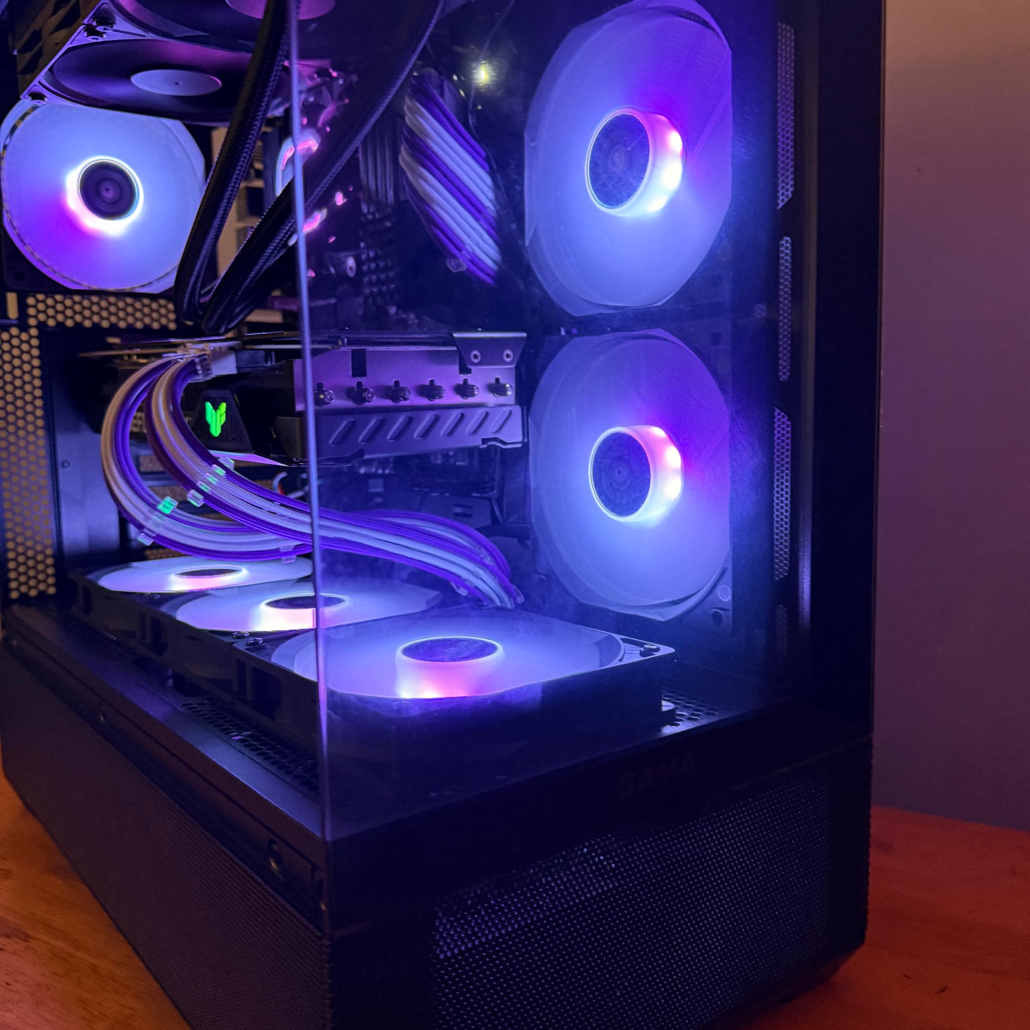 ⚪Mist⚪ | 300+ fps fortnite | Ryzen 7 5700x | 3070ti triple fan