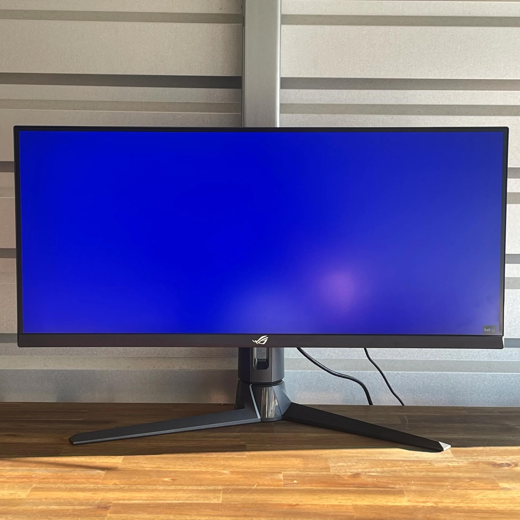 ASUS ROG Strix 29.5" 2560x1080 220Hz Gaming Monitor