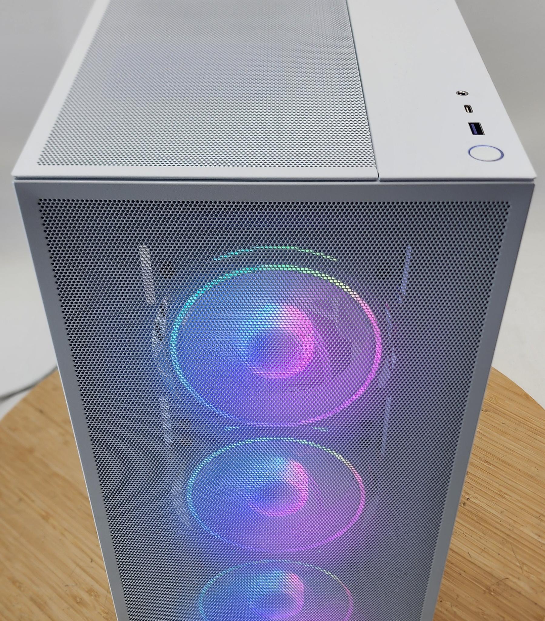 Gaming PC Ryzen 7 5700X 32GB RAM 1TB SSD RX 7700 XT 12GB Win11 PC