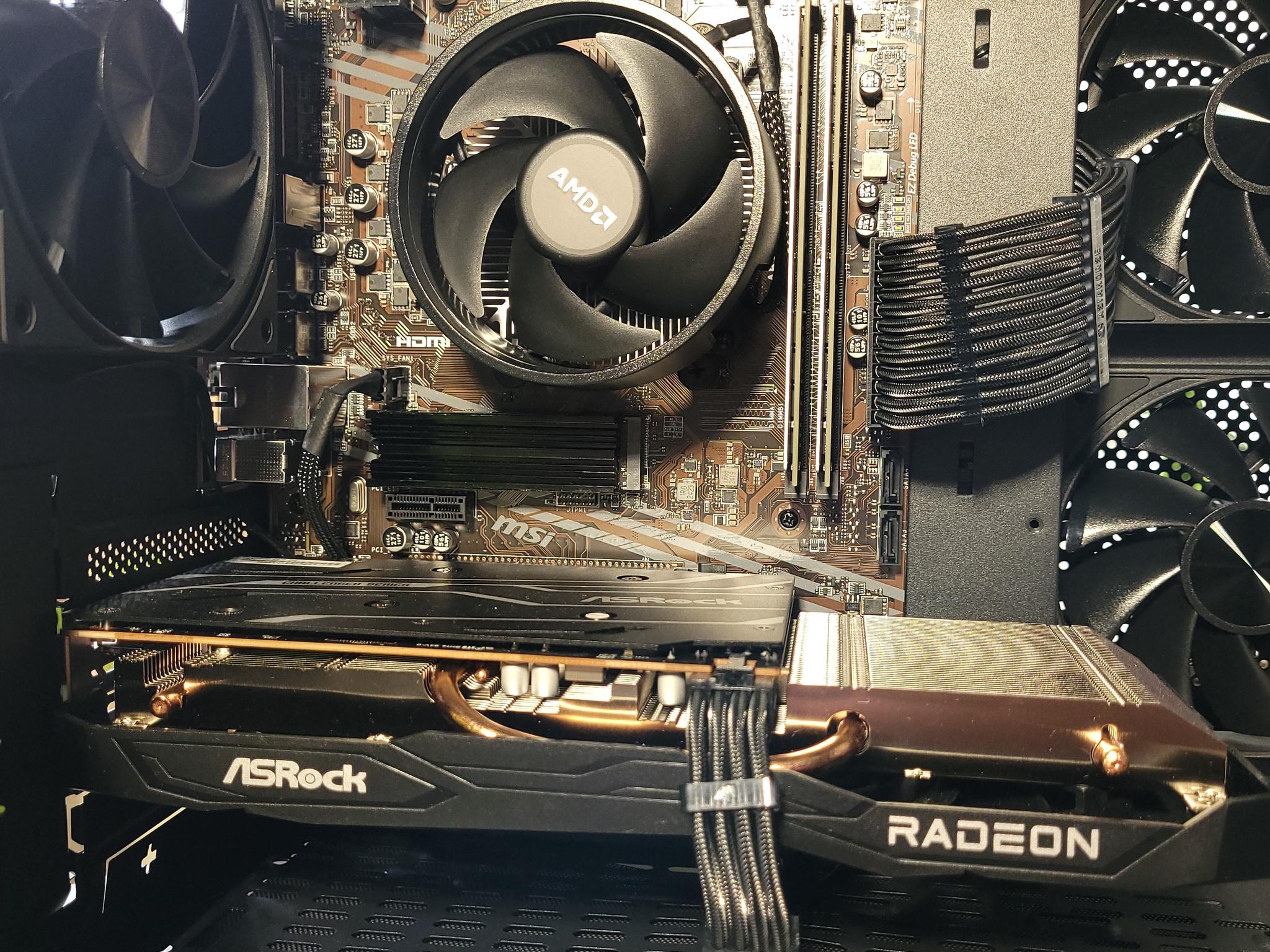 Ryzen 5 5500 | RX 6600 | 32GB RAM | 1TB STORAGE | WINDOWS 11 ACTIVATED
