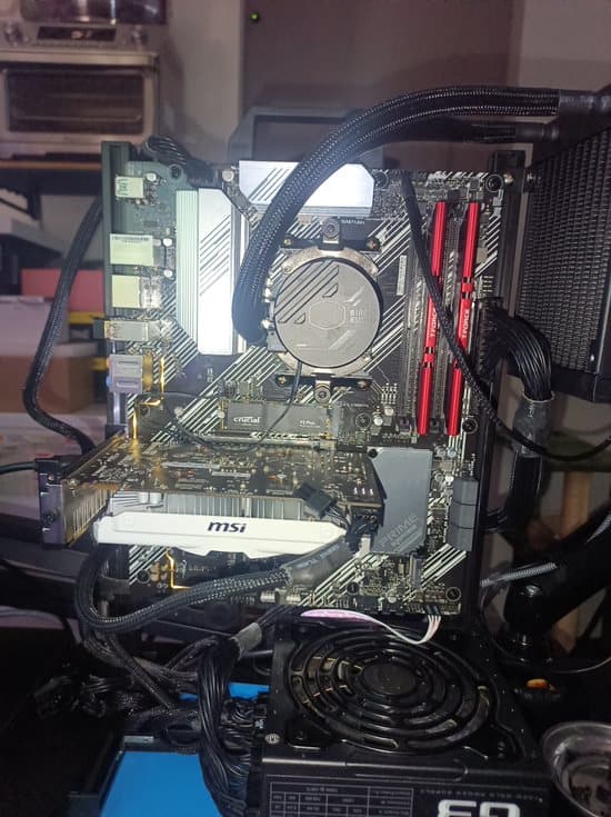 Combo Asus B550-Plus/ Ryzen 5 2600 W\ 16GB TForce DDR4 3200Mhz CL18 and 1 TB Crucial P3 M.2