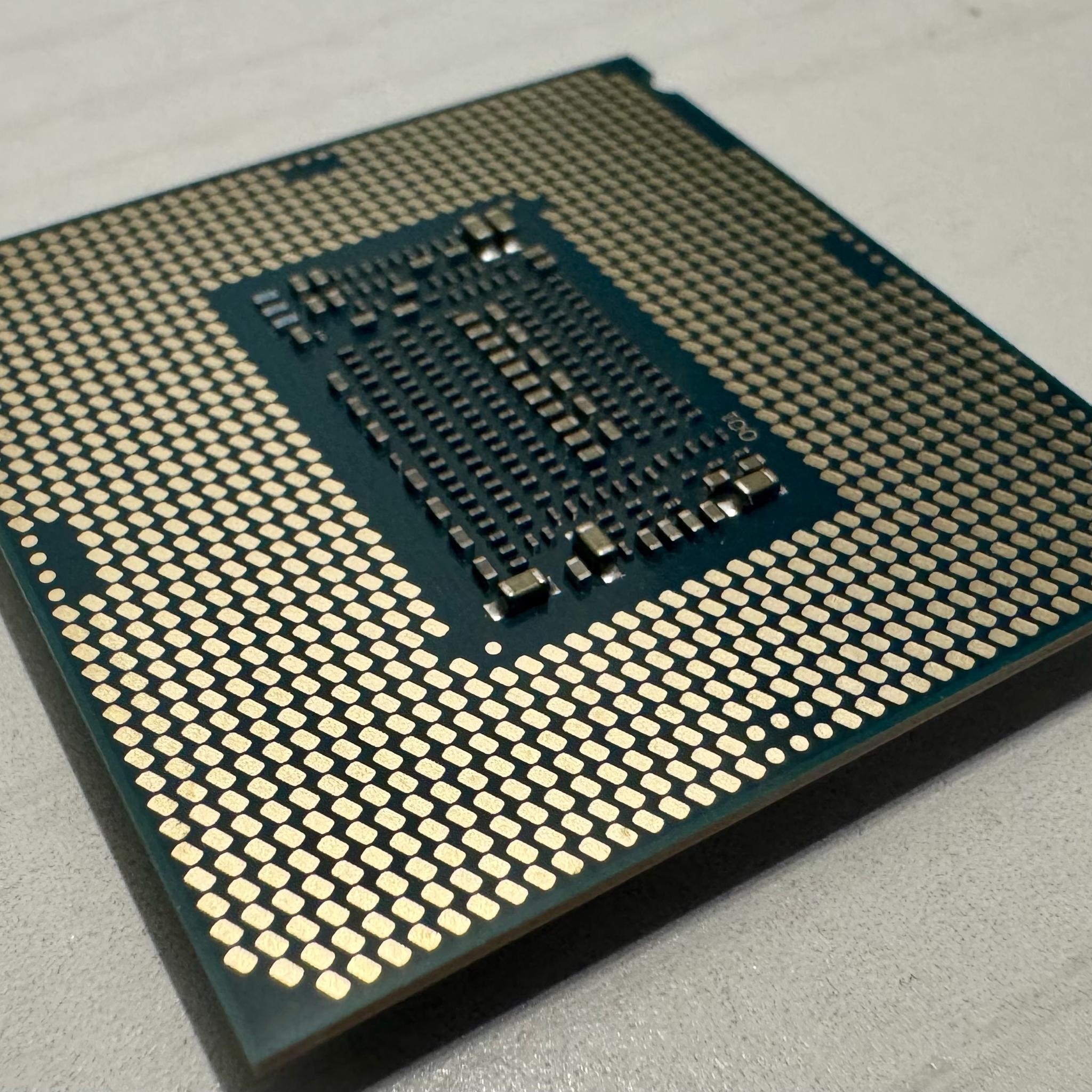 Intel Core i5-8400 2.8 GHz 8 GT/s LGA 1151 Desktop CPU Processor SR3QT