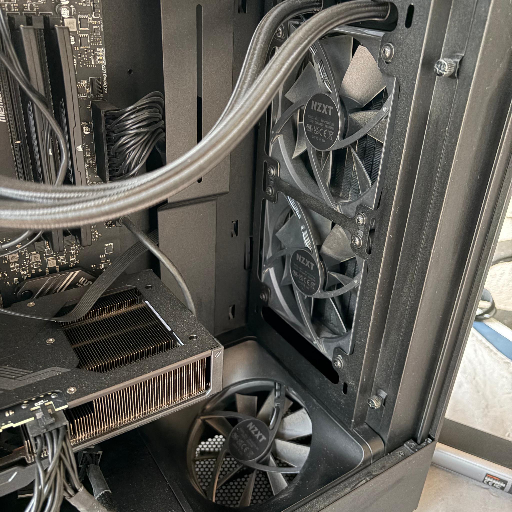 Custom Gaming PC Build 4070 12 gb 32 gb ddr 5