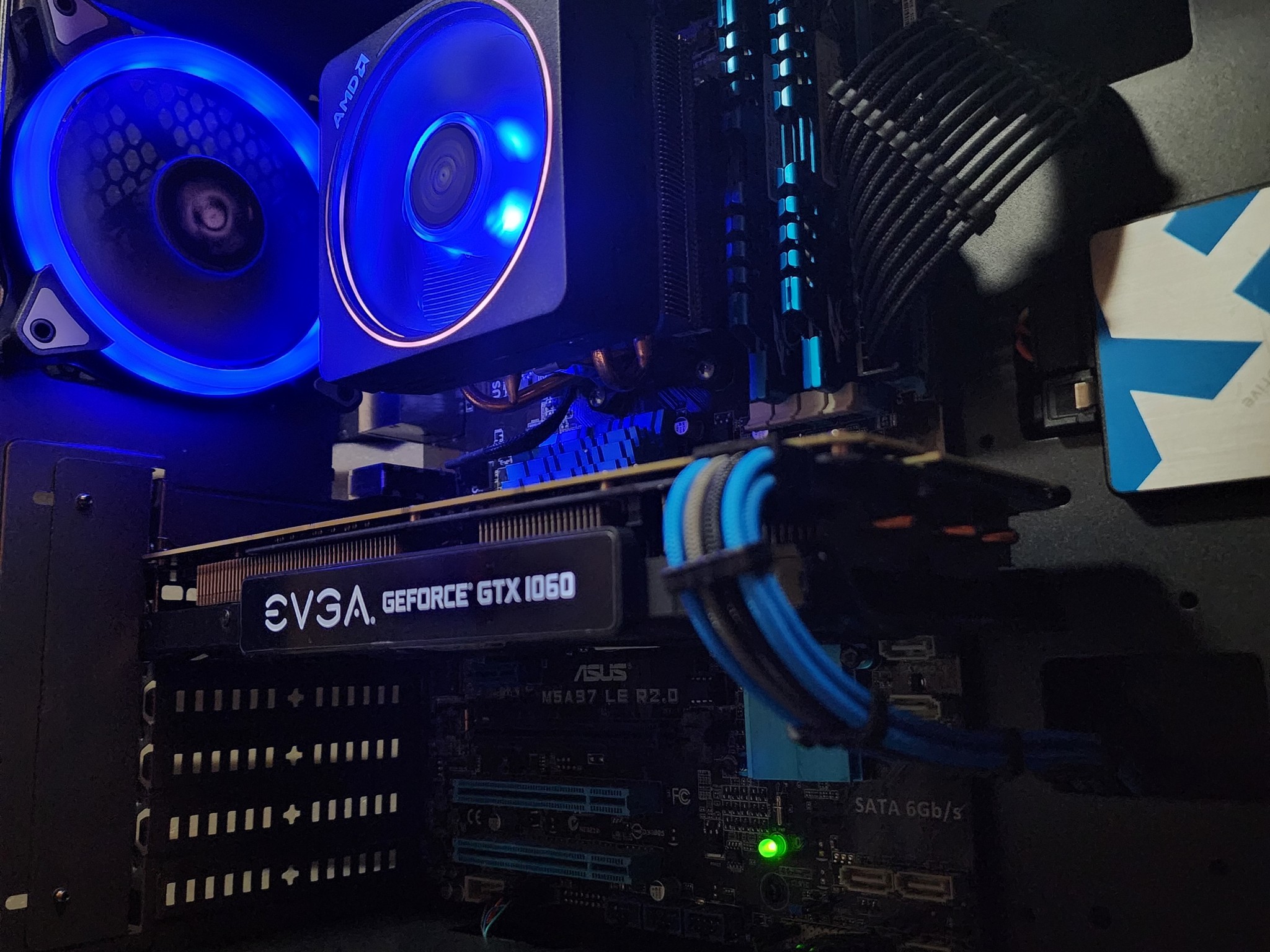 🖤💙🖤 EVGA GTX 1060 // AMD FX 8320 // GSkill 8GB 1600MHz