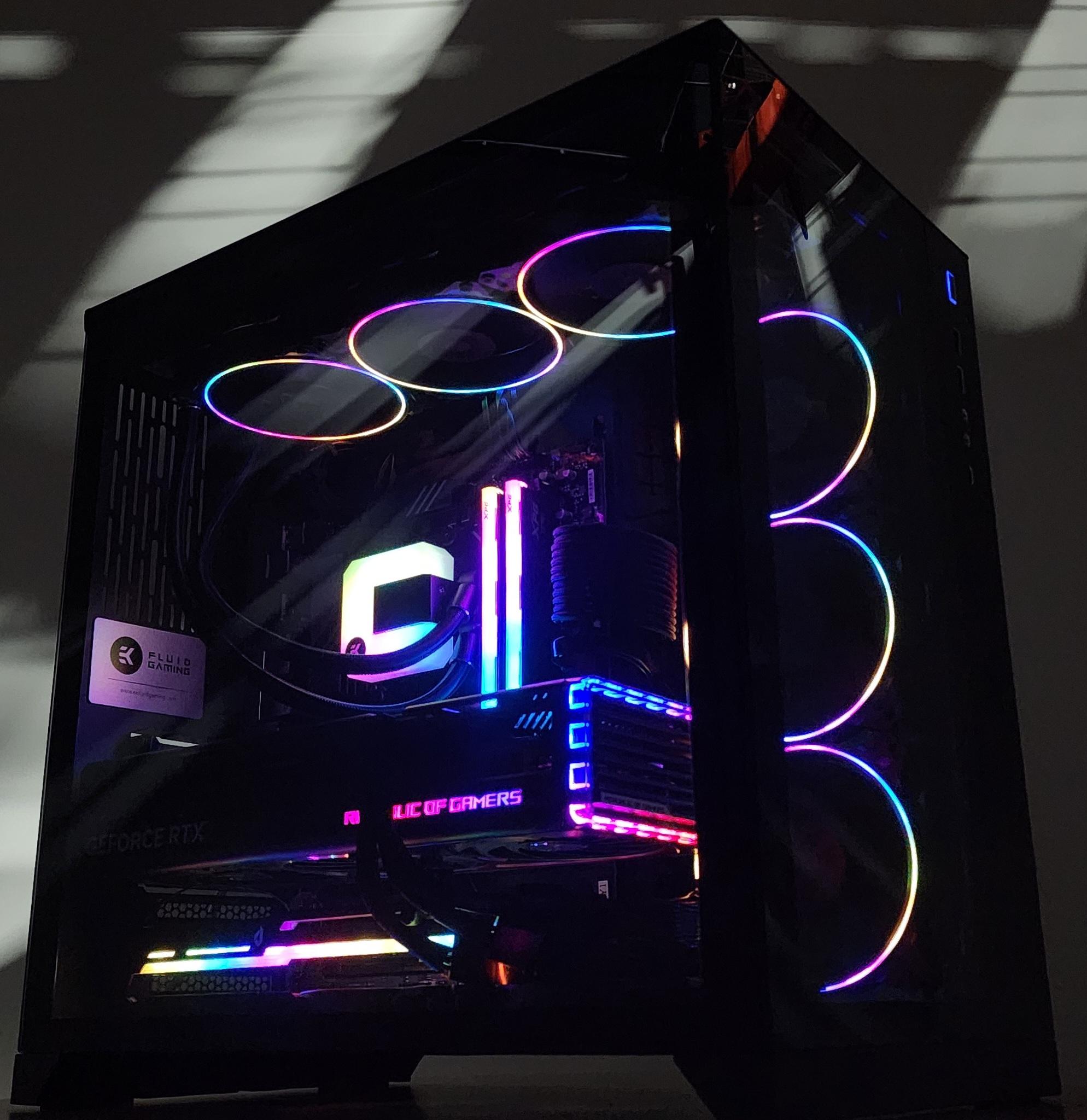 Gaming PC Ryzen 7 9700X 32GB RAM 2TB SSD RTX 4070 Ti 12GB Windows 11 Computer