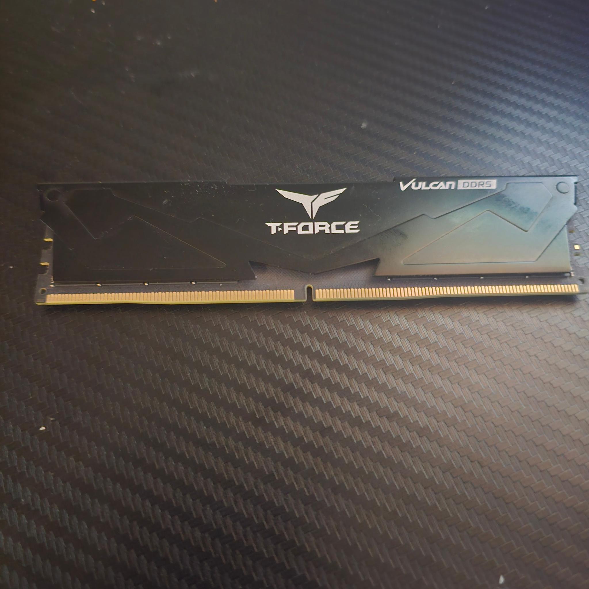 TeamGroup 1x32gb stick