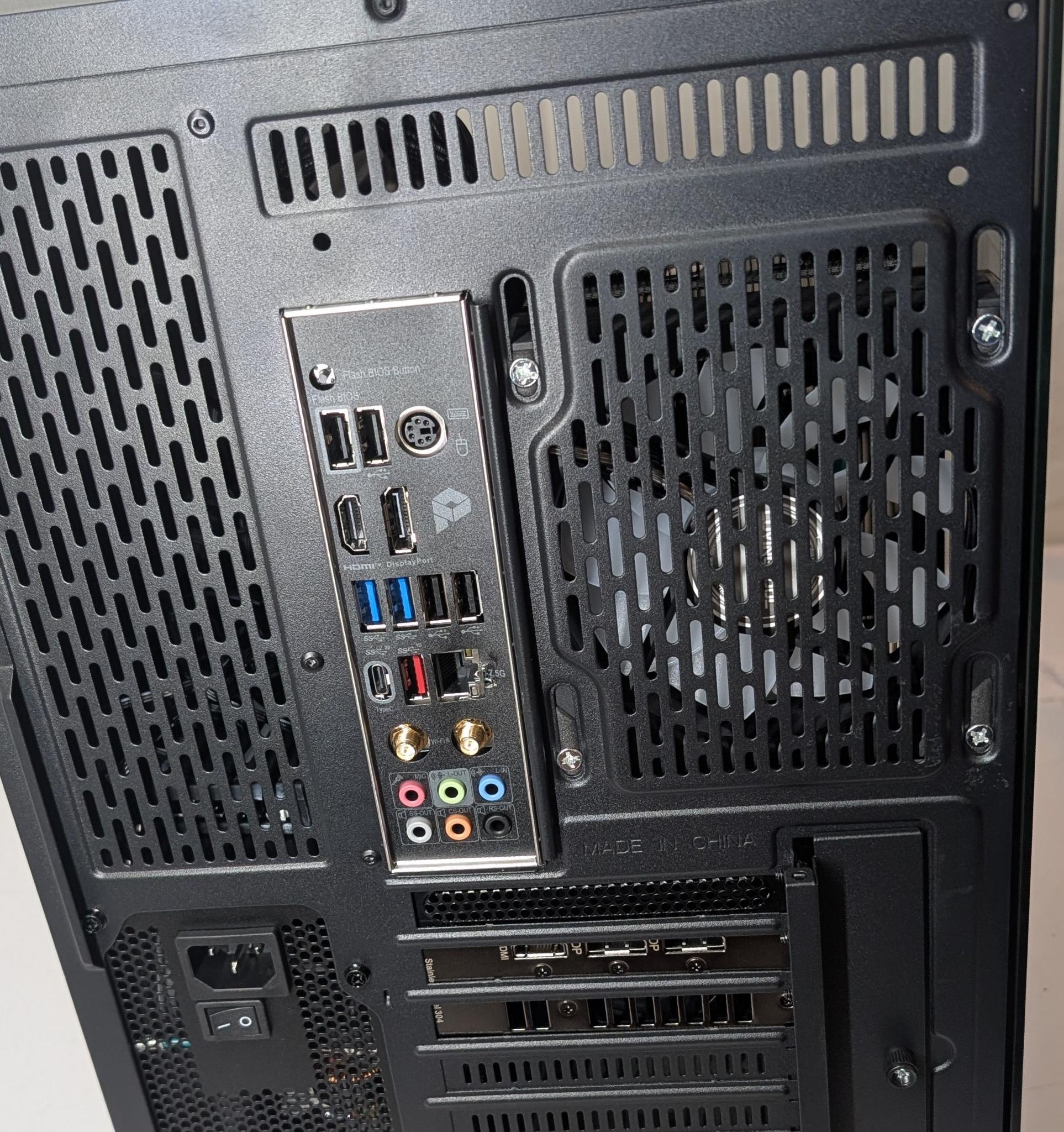 RX 9060XT 16GB | I5 12600KF | 32GB DDR4 | 1TB NVME